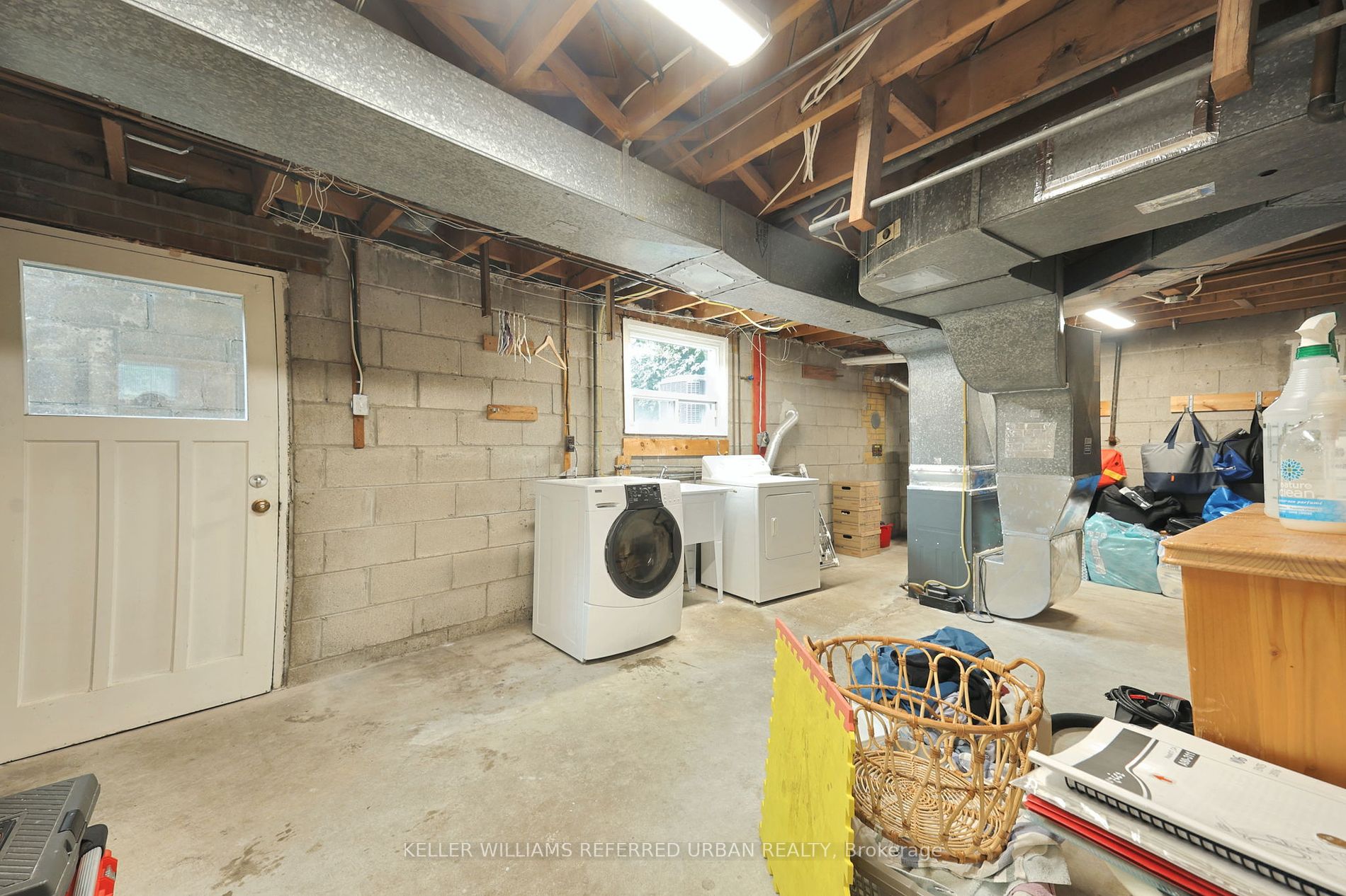 122 Burndale Ave Property Photo 30