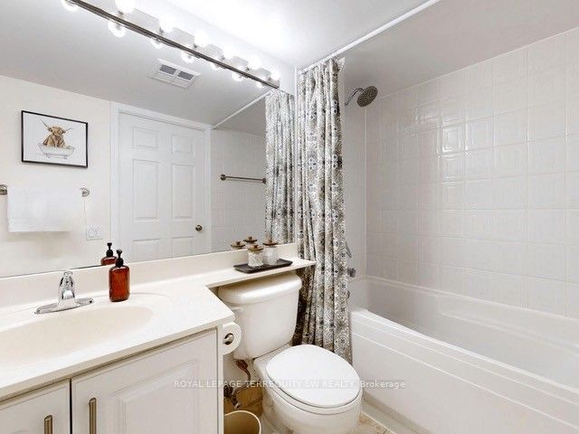 33 Empress Ave 13 Property Photo 11