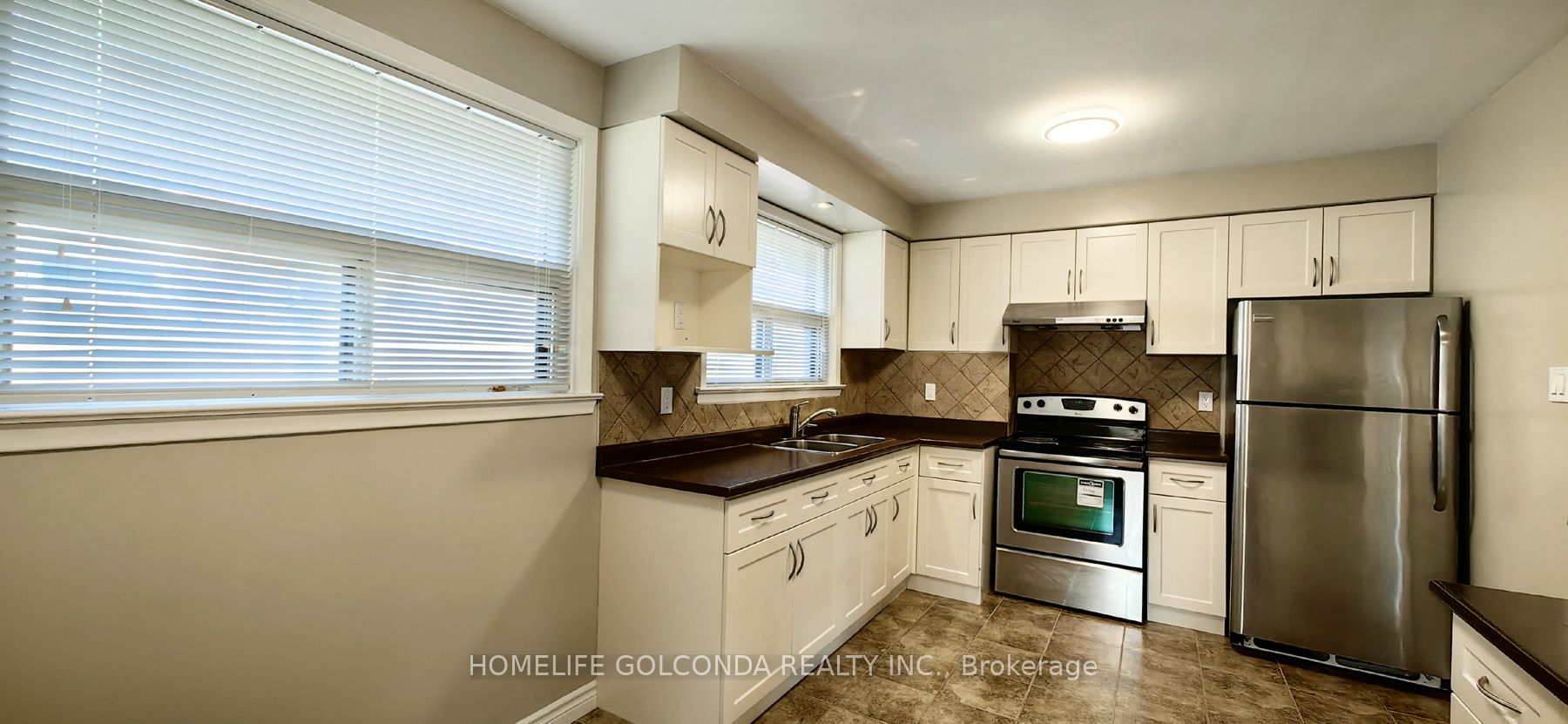 131 Broadlands Blvd Property Photo