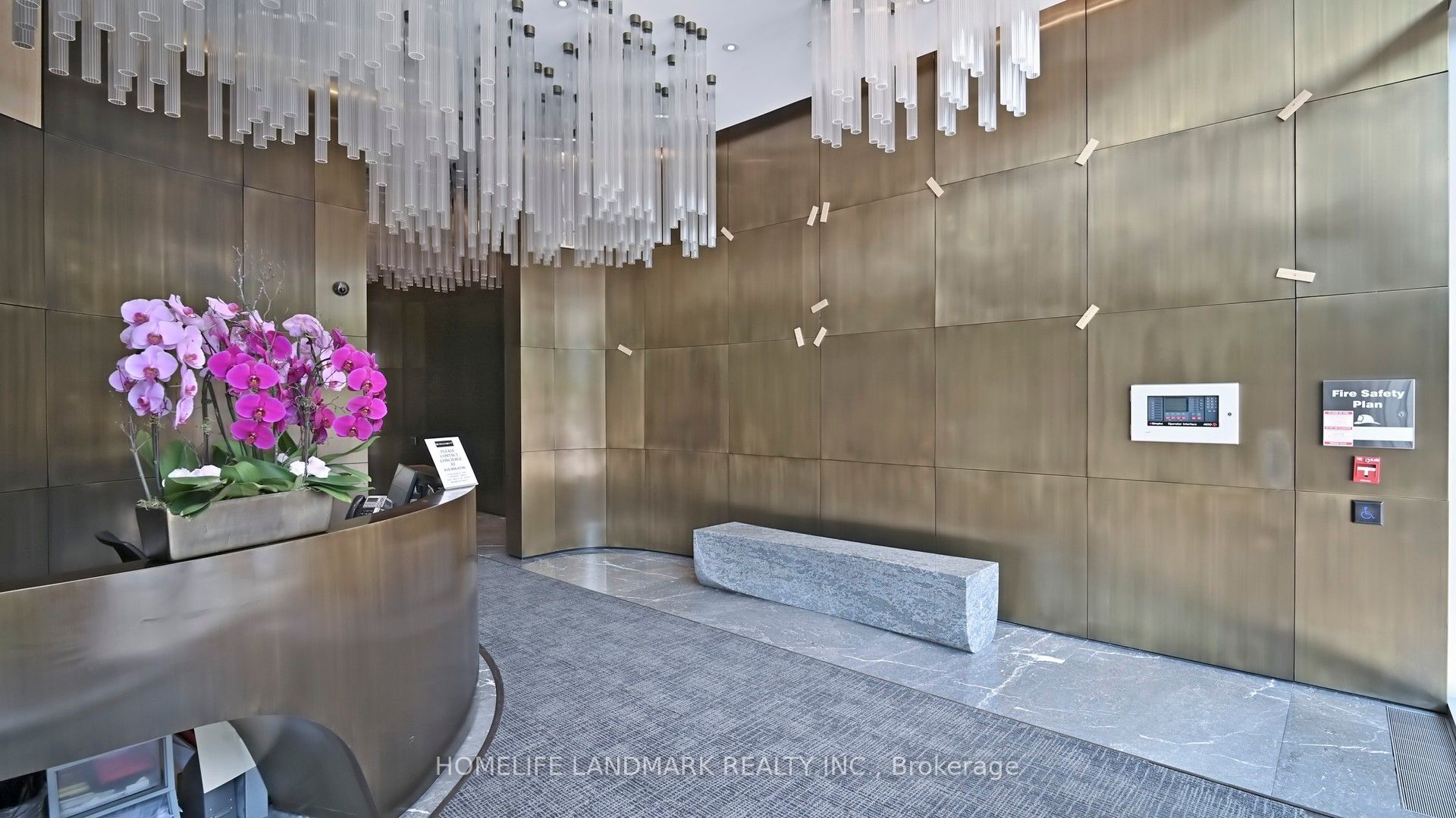 #2605 - 200 Bloor Street Property Photo 2