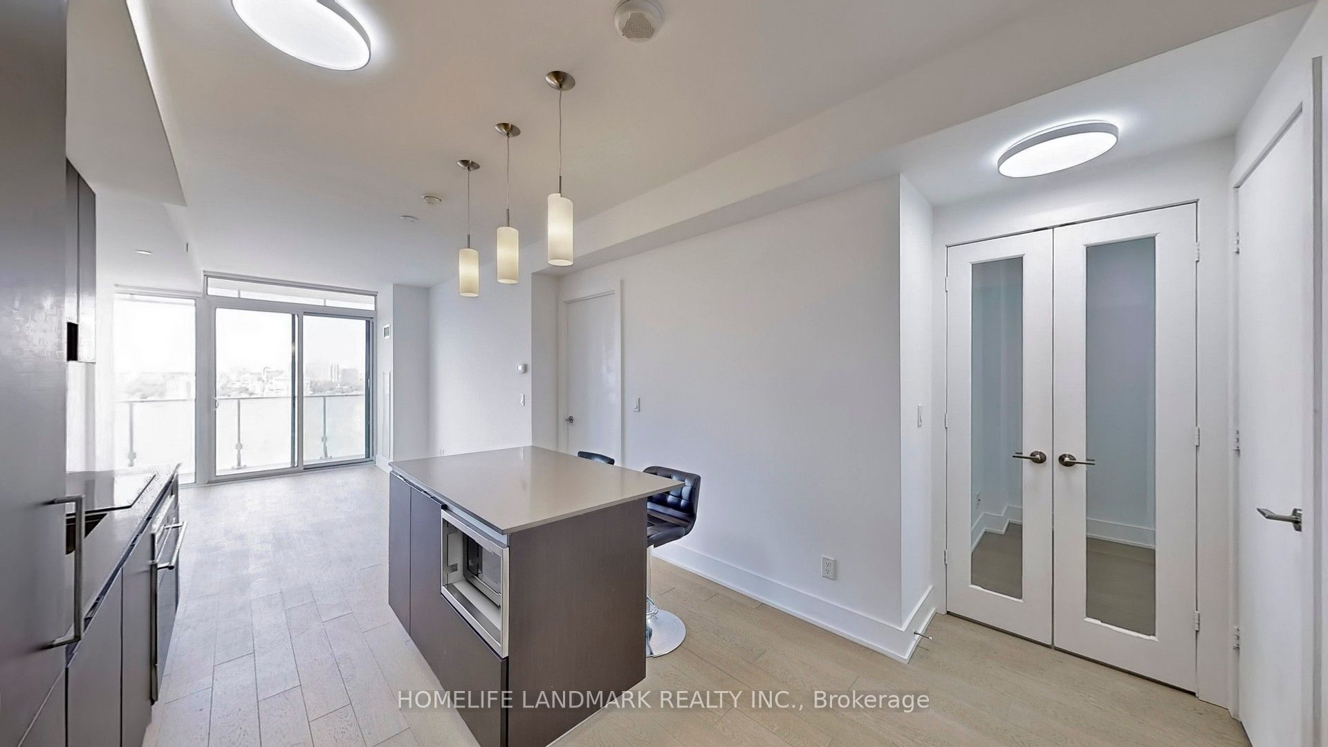 #2605 - 200 Bloor Street Property Photo 7