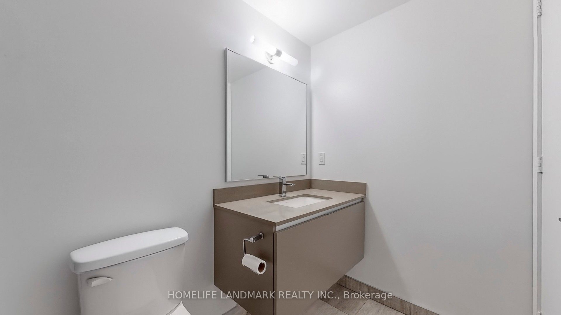 #2605 - 200 Bloor Street Property Photo 15
