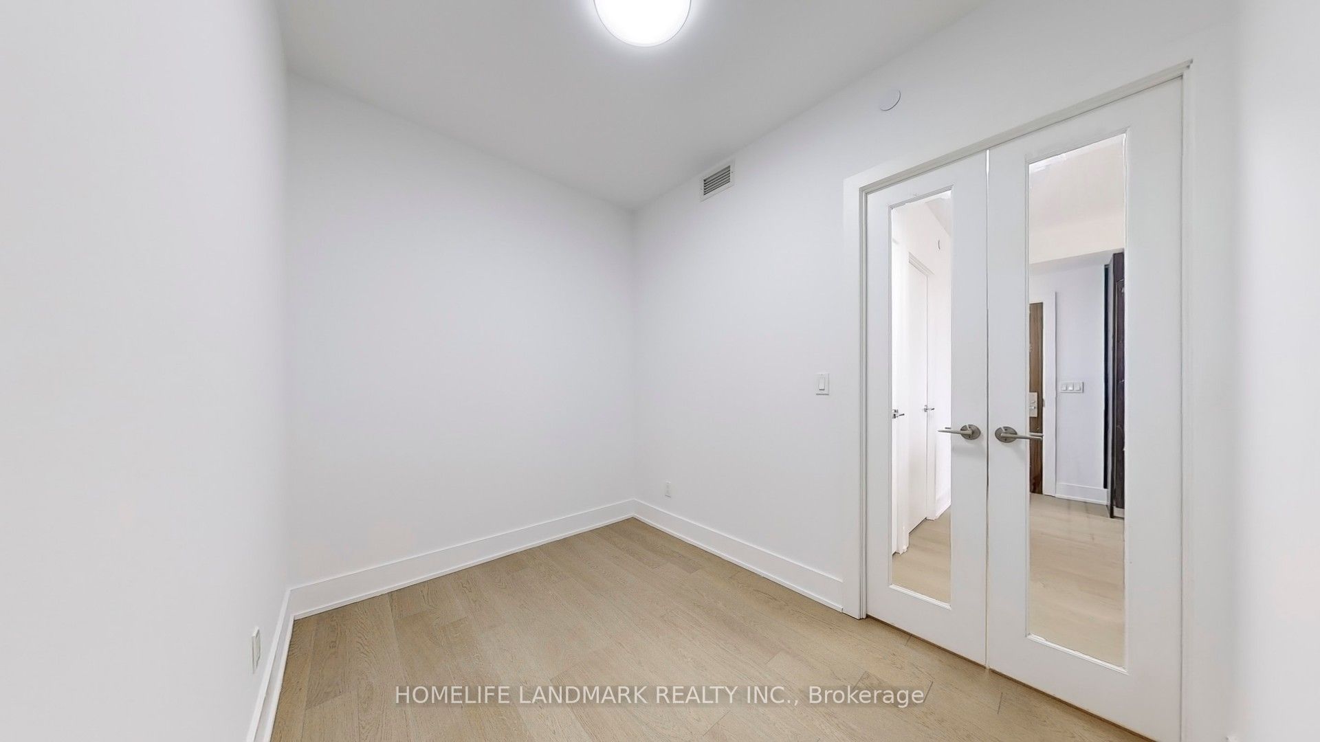 #2605 - 200 Bloor Street Property Photo 16