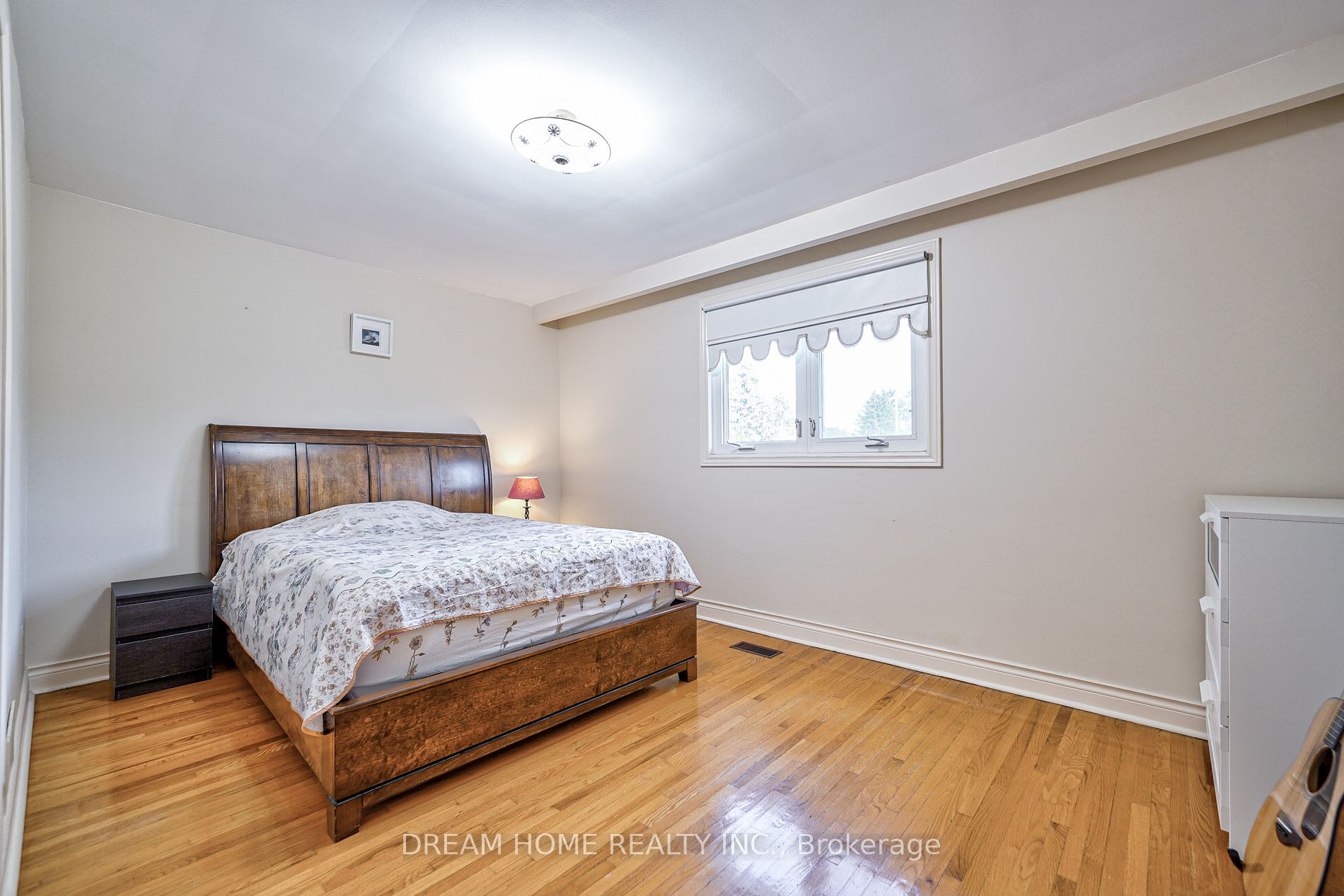 56 Bickerton Cres Property Photo 7