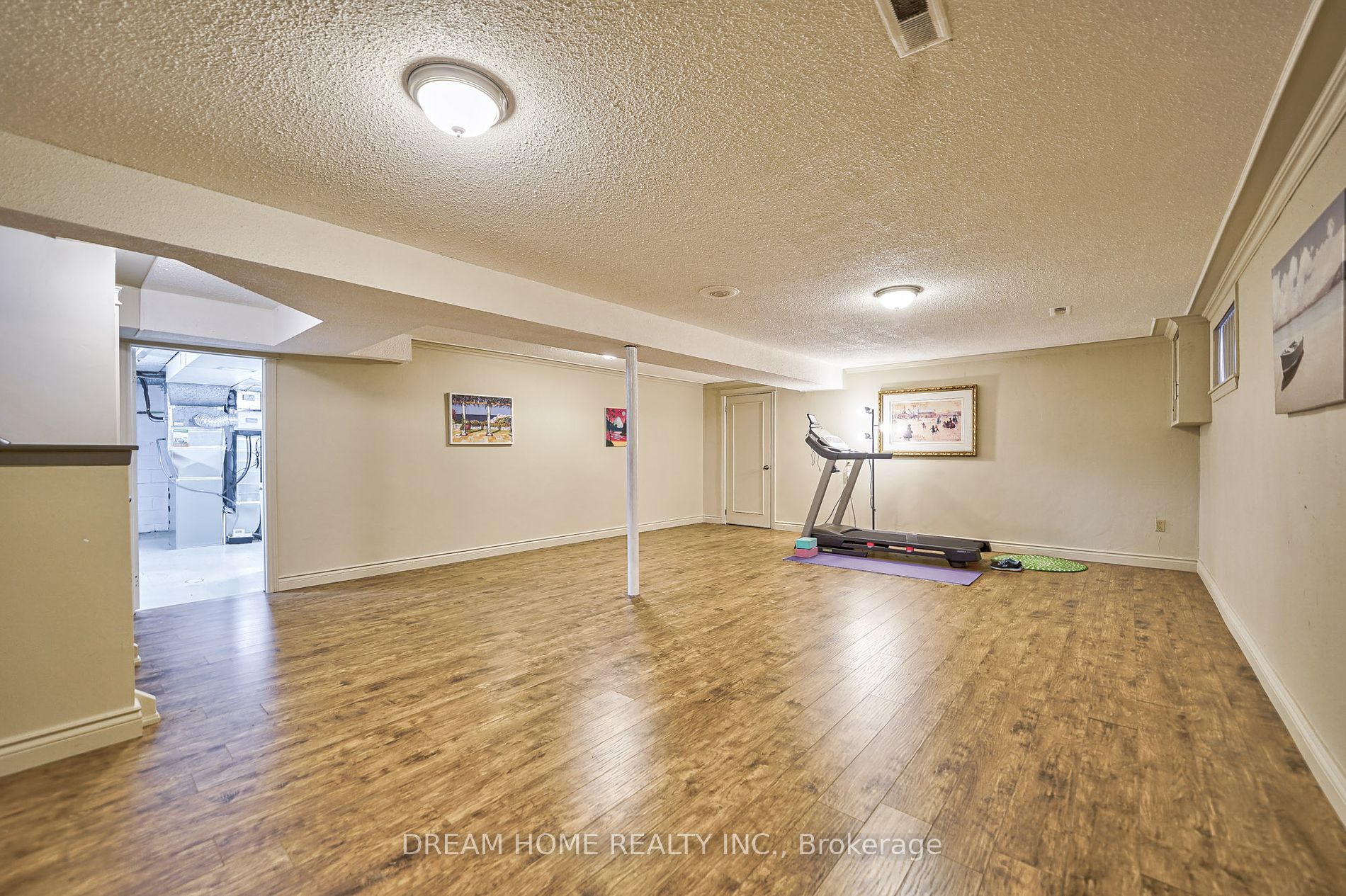 56 Bickerton Cres Property Photo 19