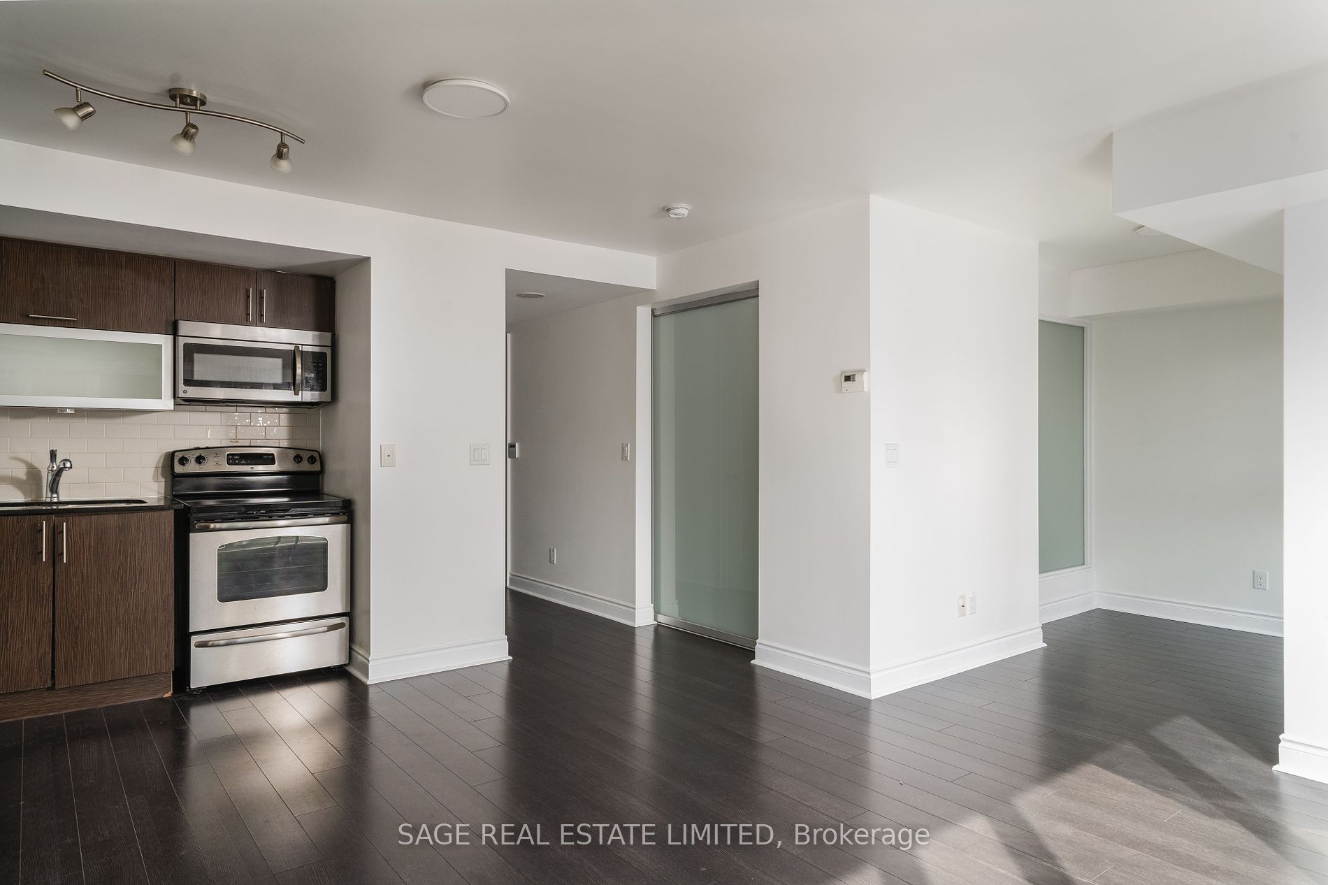 28 Ted Rogers Way 12 Property Photo 14