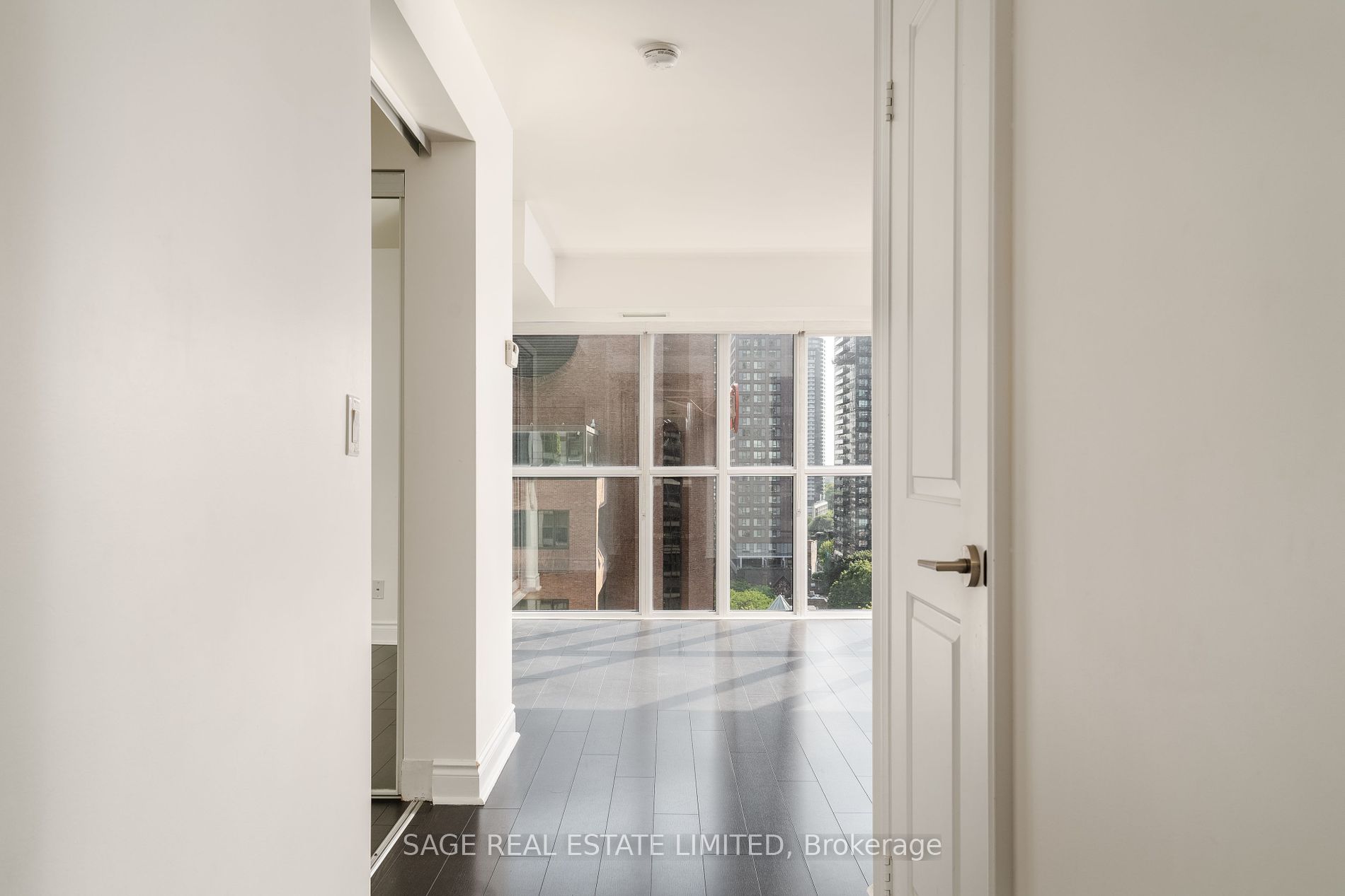 28 Ted Rogers Way 12 Property Photo 19