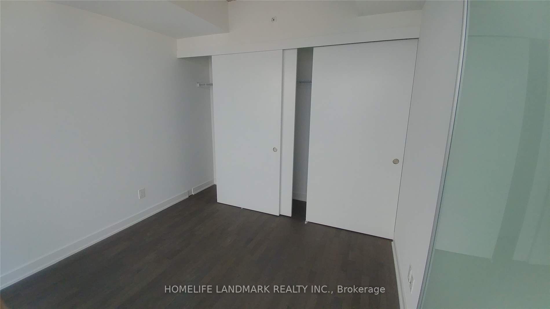 185 Roehampton Ave 04 Property Photo 15