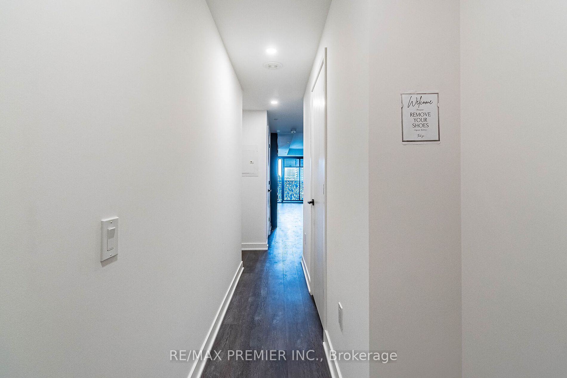 55 Charles St 1305 Property Photo 38