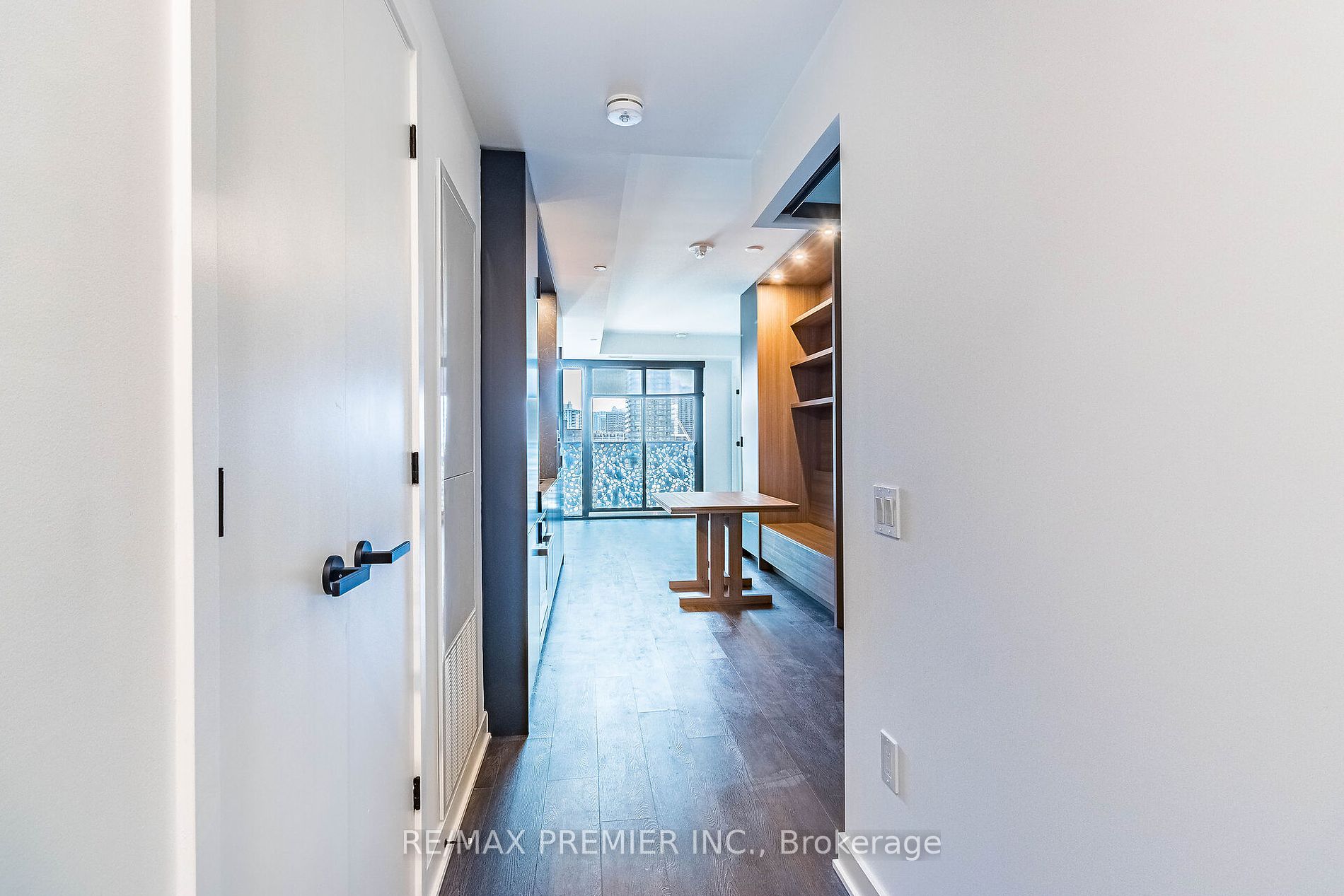55 Charles St 1305 Property Photo 39