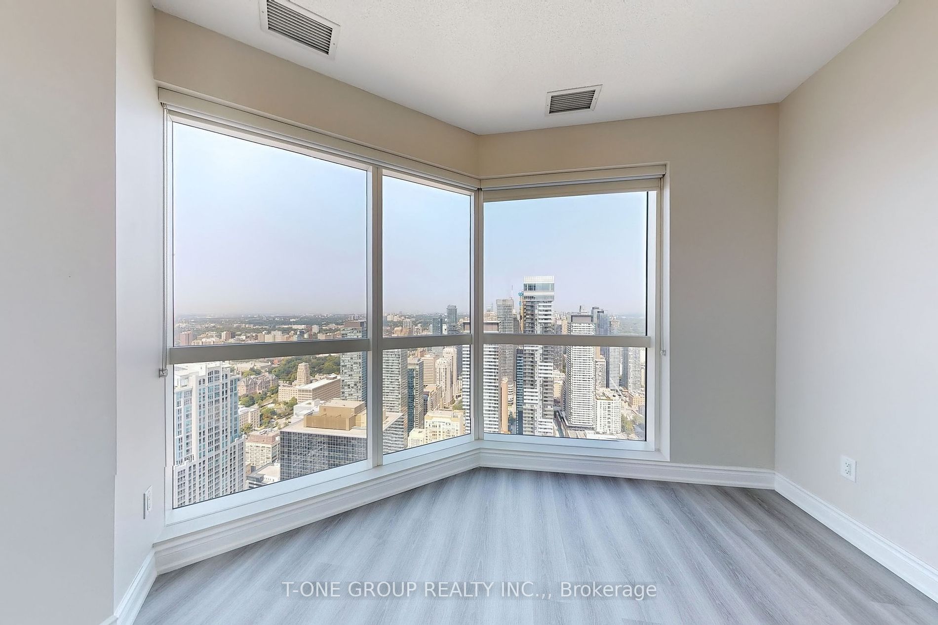 386 Yonge St W 11 Property Photo 19