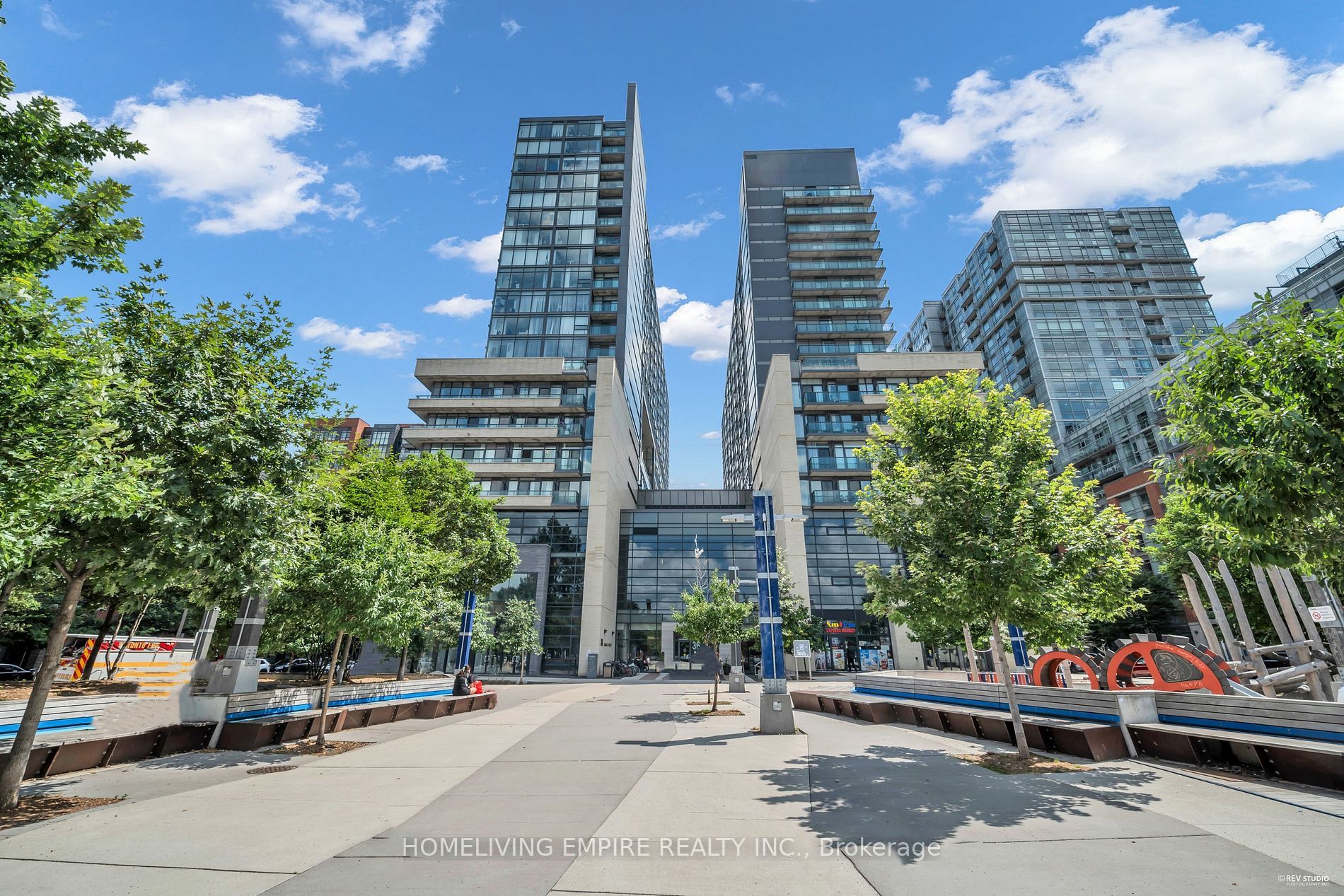 36 Lisgar St 7 Picture