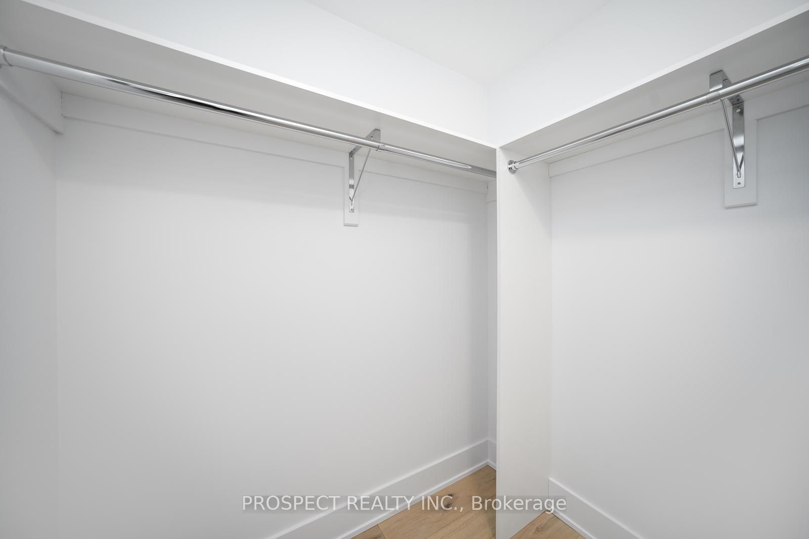 346 Davenport Rd E 03 Property Photo 16