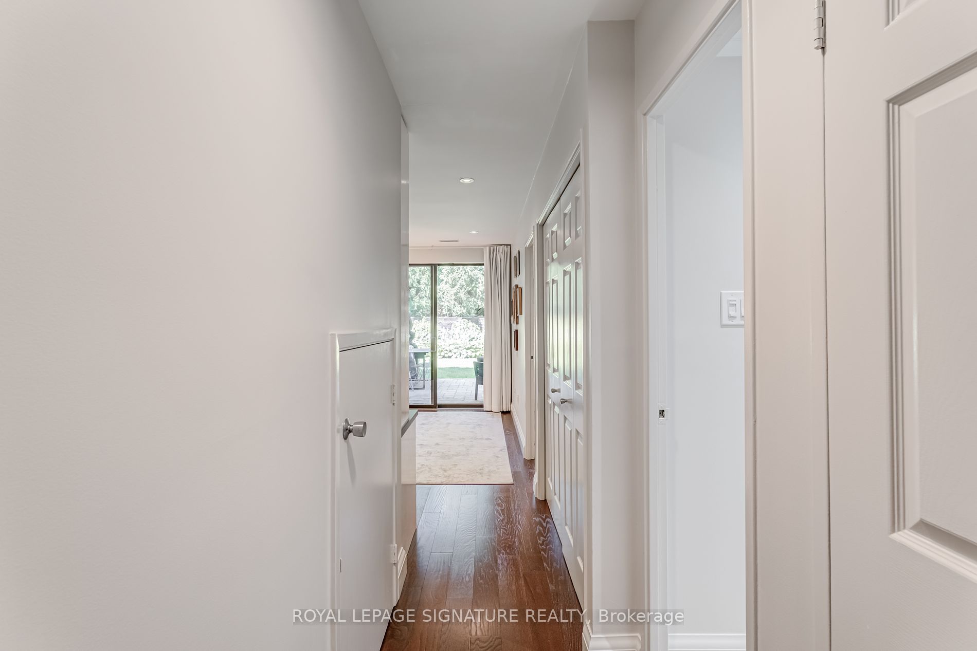 142 Pears Ave 2 Property Photo 18