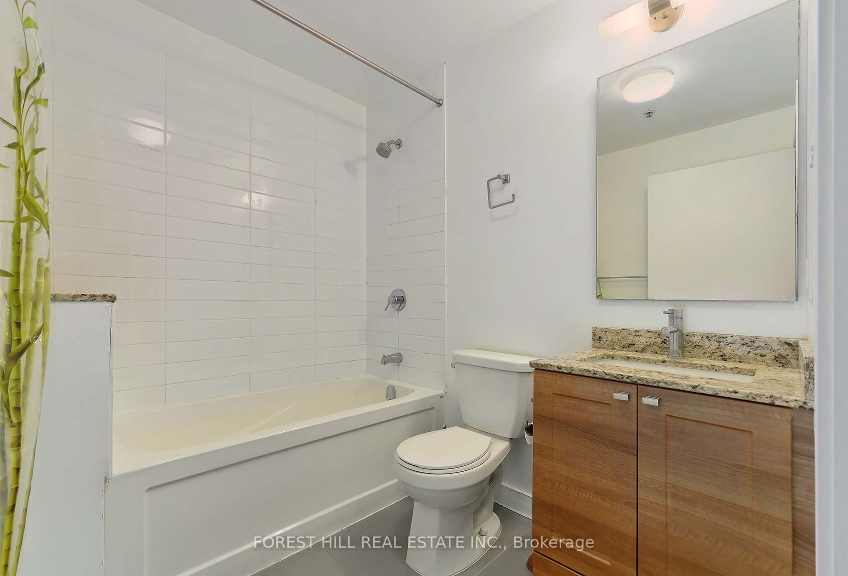 707 Dovercourt Rd 07 Property Photo 5