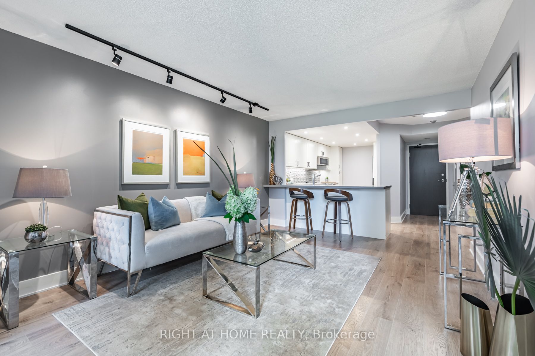 60 Homewood Ave 15 Property Photo 1