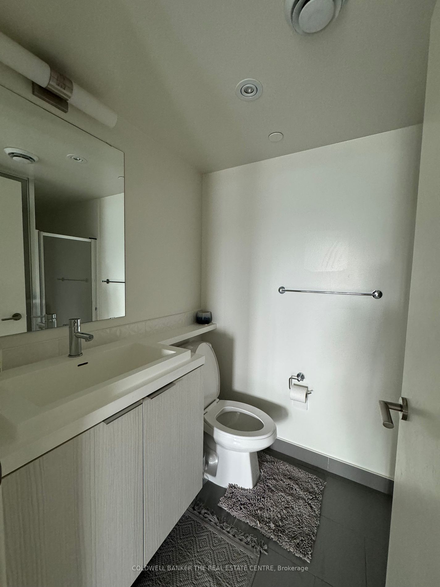 2 Sonic Way 7 Property Photo 5