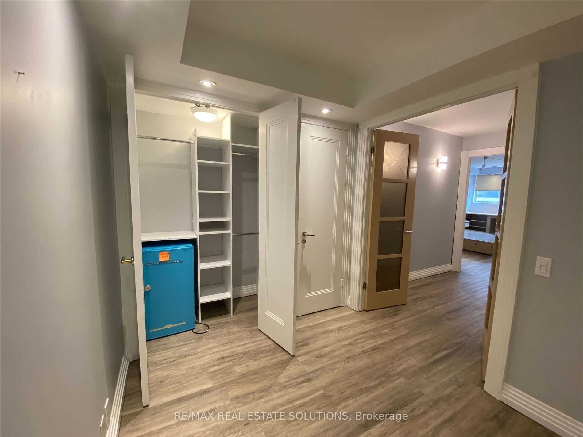 360 Bloor St E 10 Property Photo 10