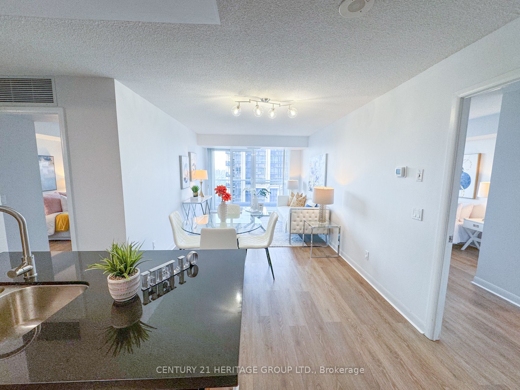 4978 Yonge St 5 Property Photo 1