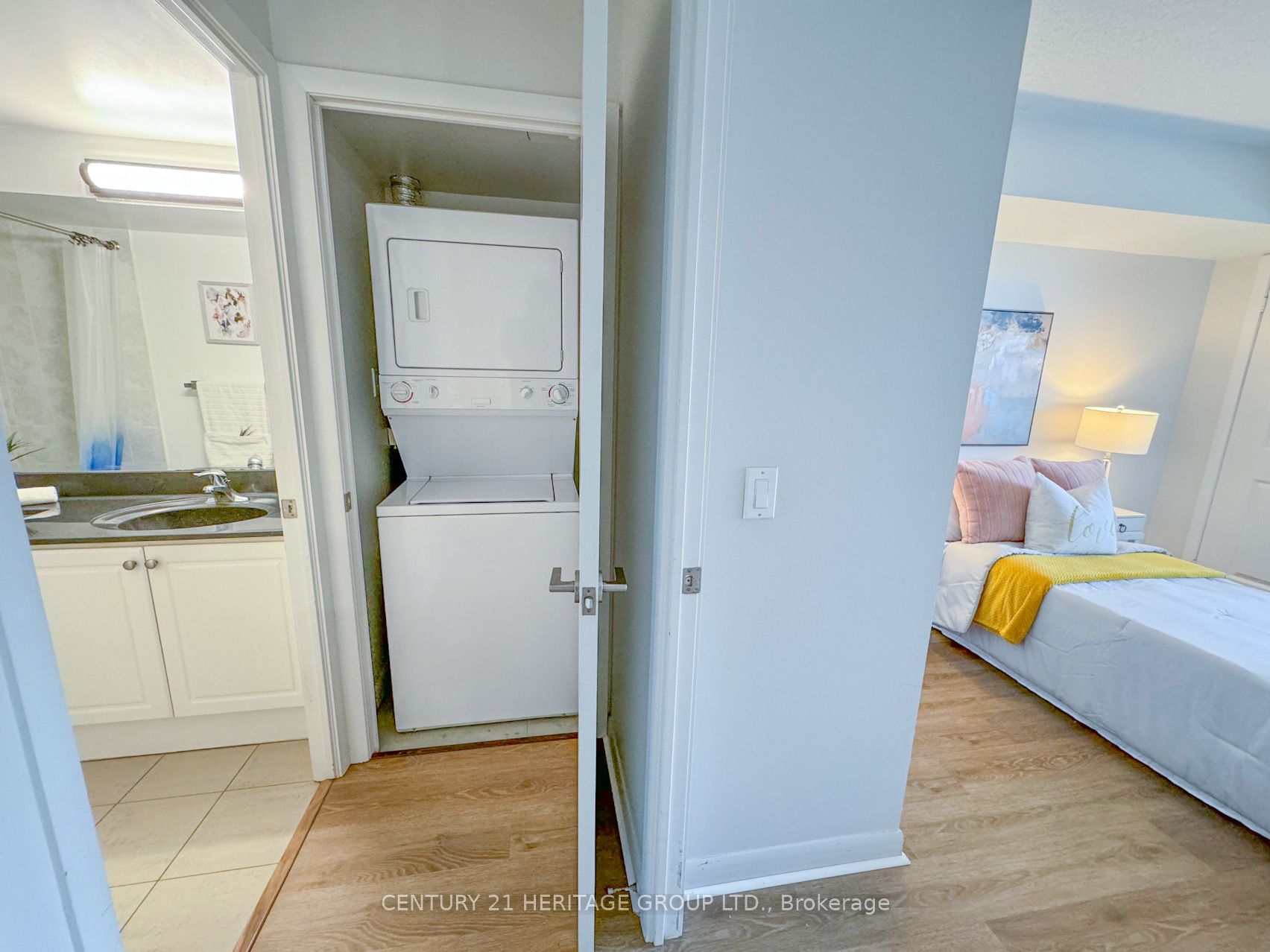 4978 Yonge St 5 Property Photo 10