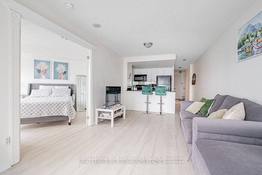 208 Queens Quay W 6 Property Photo 15