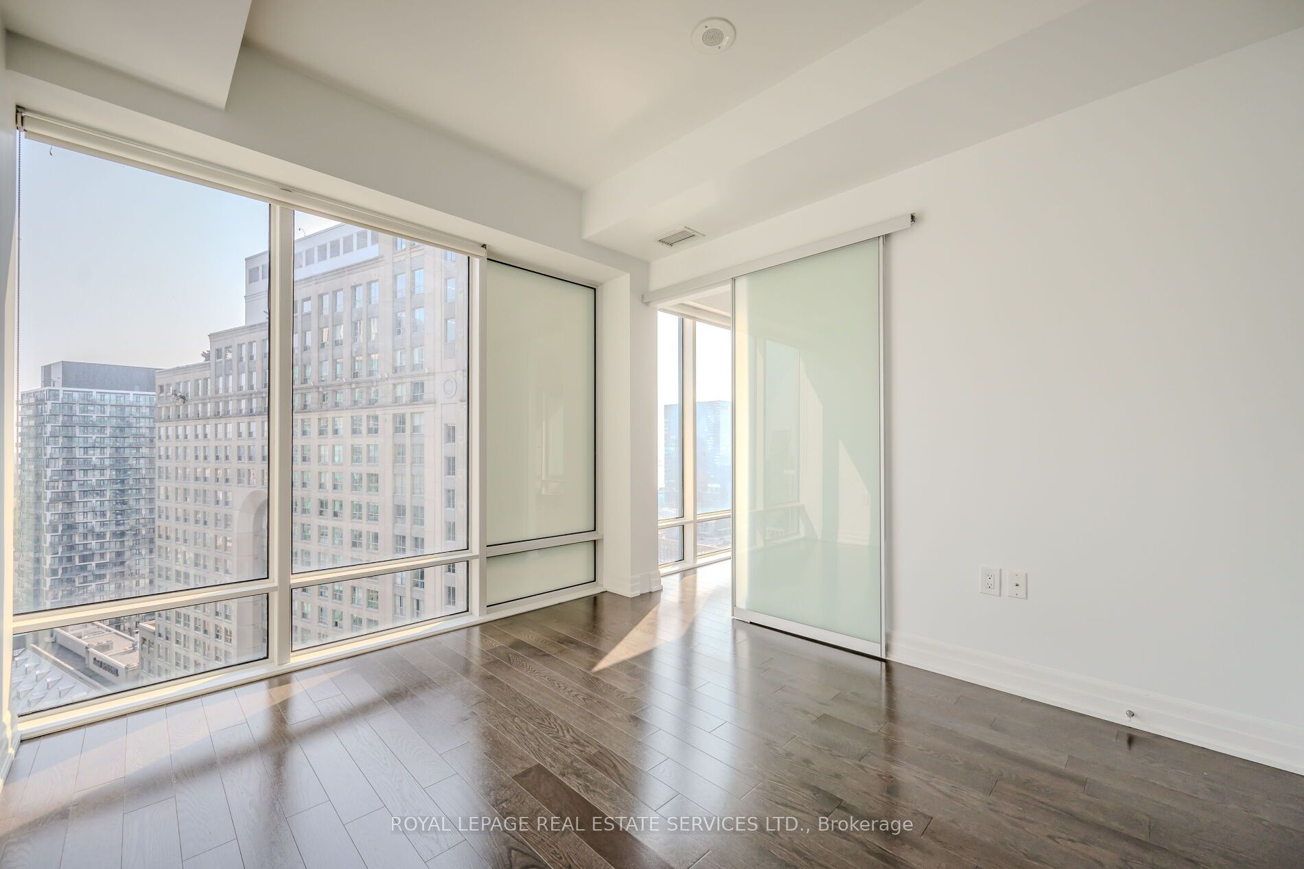 8 The Esplanade 11 Property Photo 16