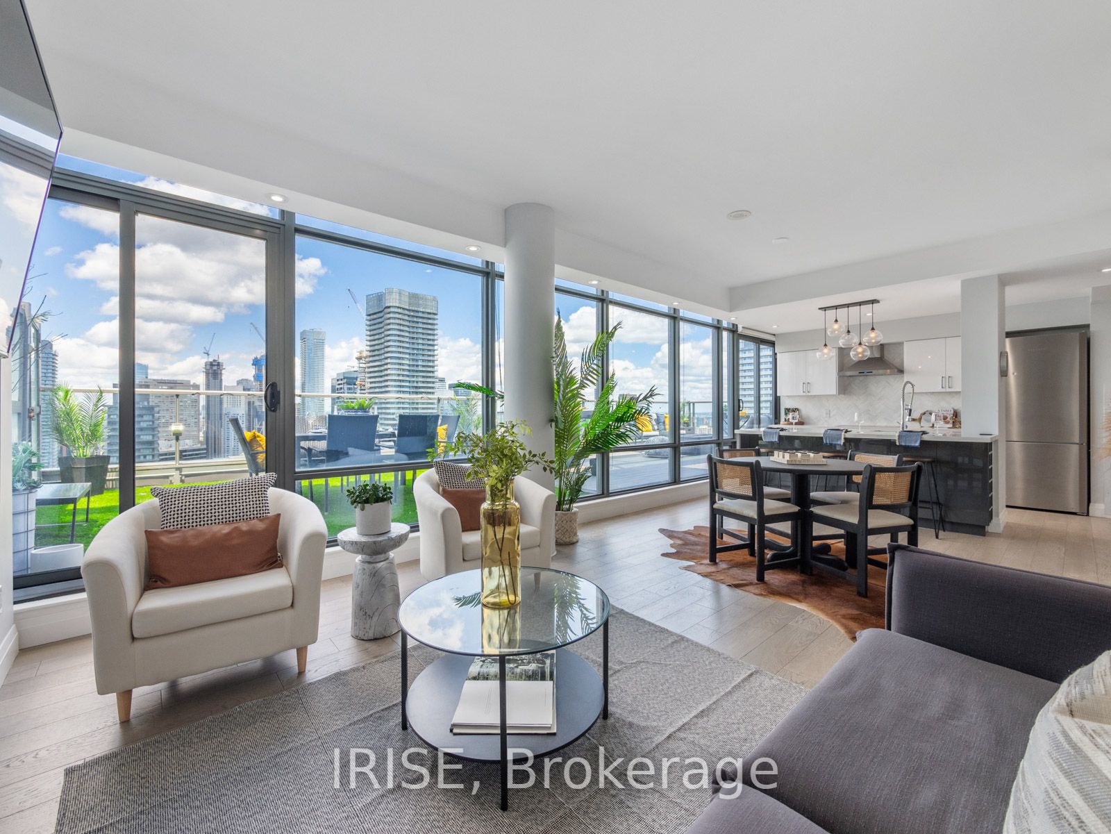 38 Grenville St 06 Property Photo 12