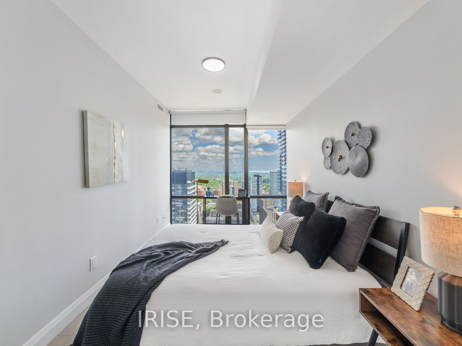 38 Grenville St 06 Property Photo 17