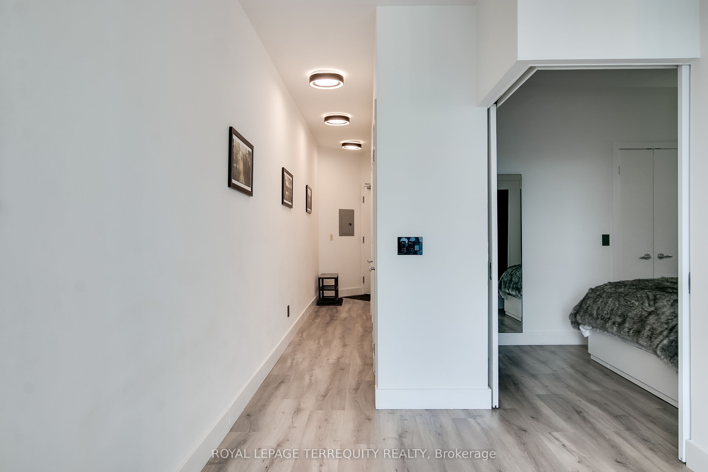 #3604 - 8 York Street Property Photo 8