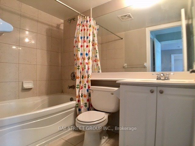 25 Greenview Ave 11 Property Photo 3