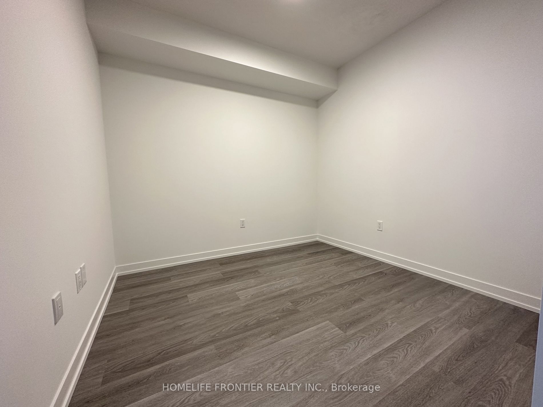 55 Cooper St 3 Property Photo 3