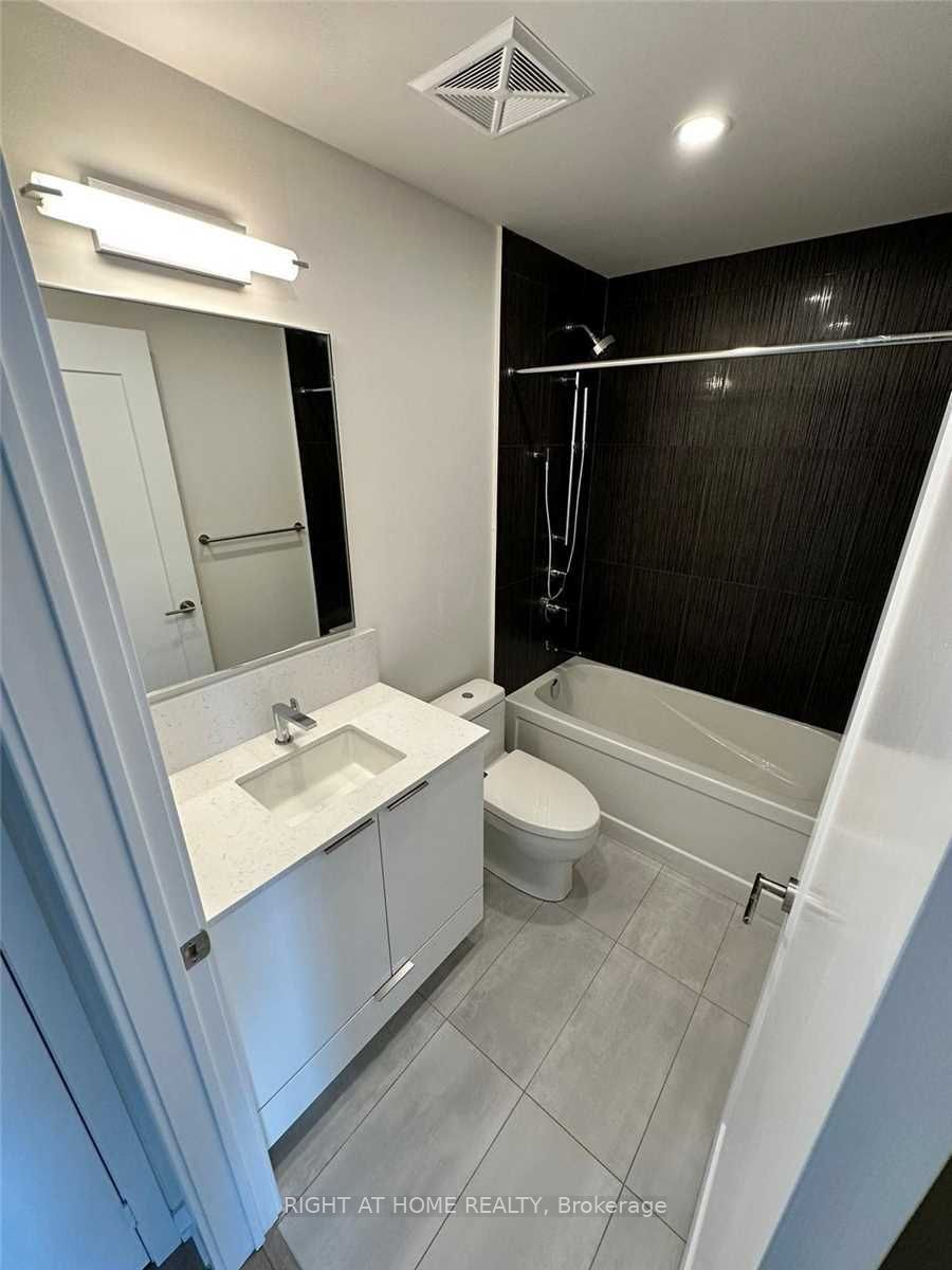 28 Freeland St 01 Property Photo 14
