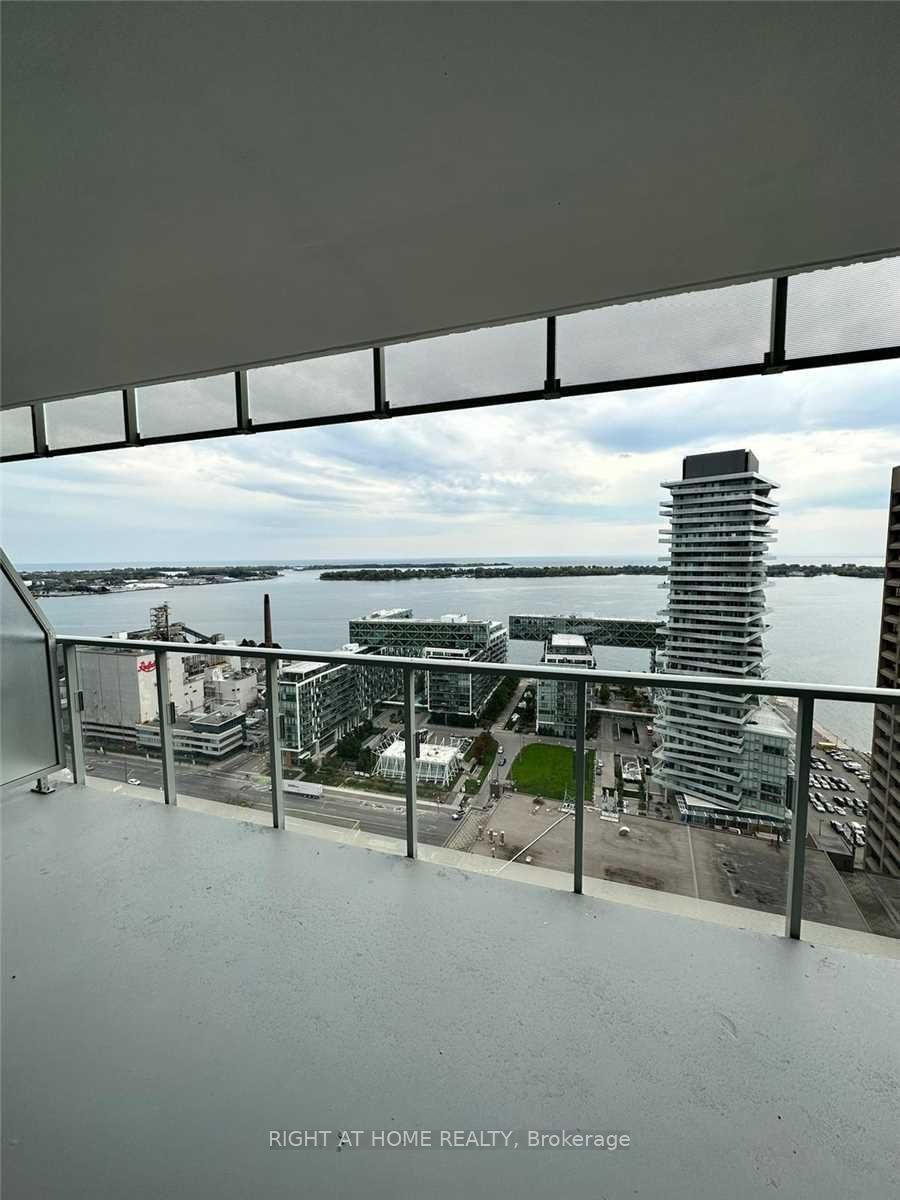 28 Freeland St 01 Property Photo 23