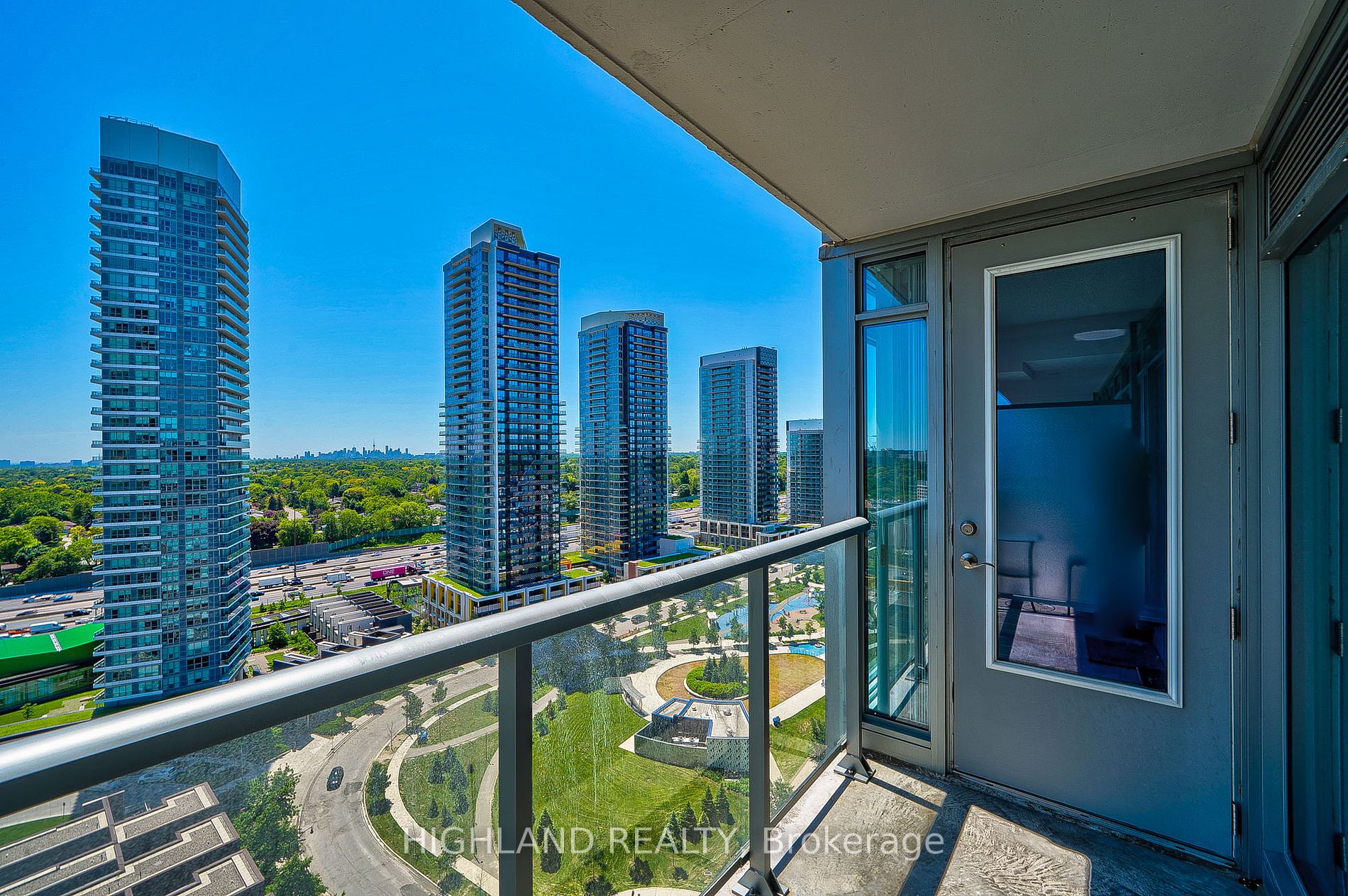 72 Esther Shiner Blvd 3 Property Photo 10