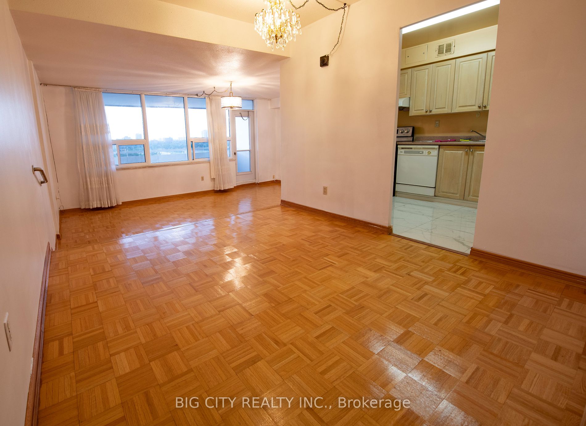1360 York Mills Rd 13 Property Photo 5