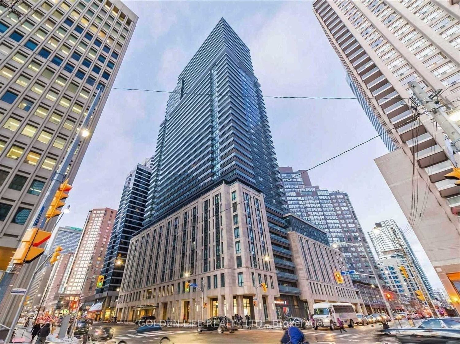 #4007 - 955 Bay Street Property Photo 1