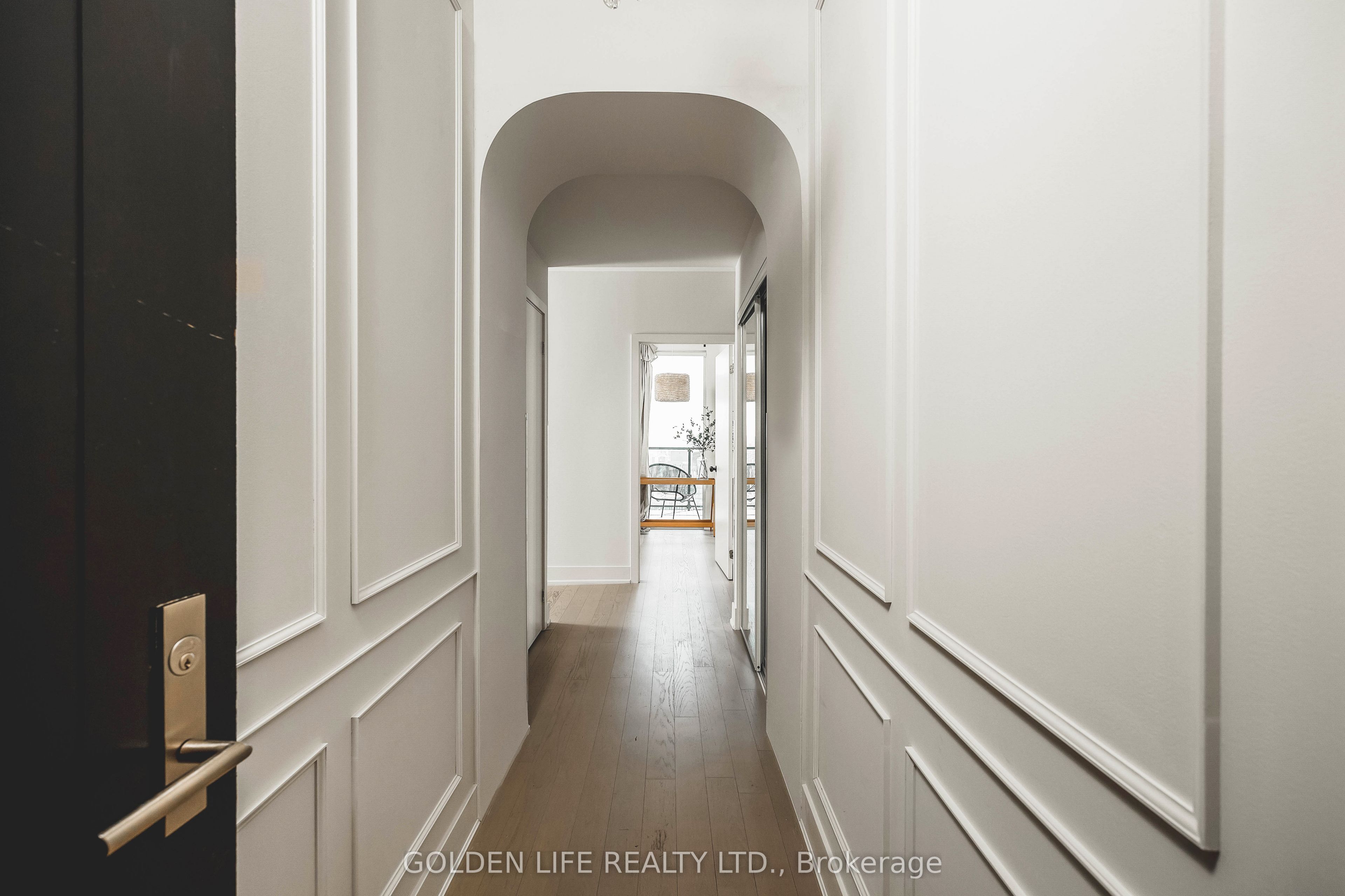 #4007 - 955 Bay Street Property Photo 3