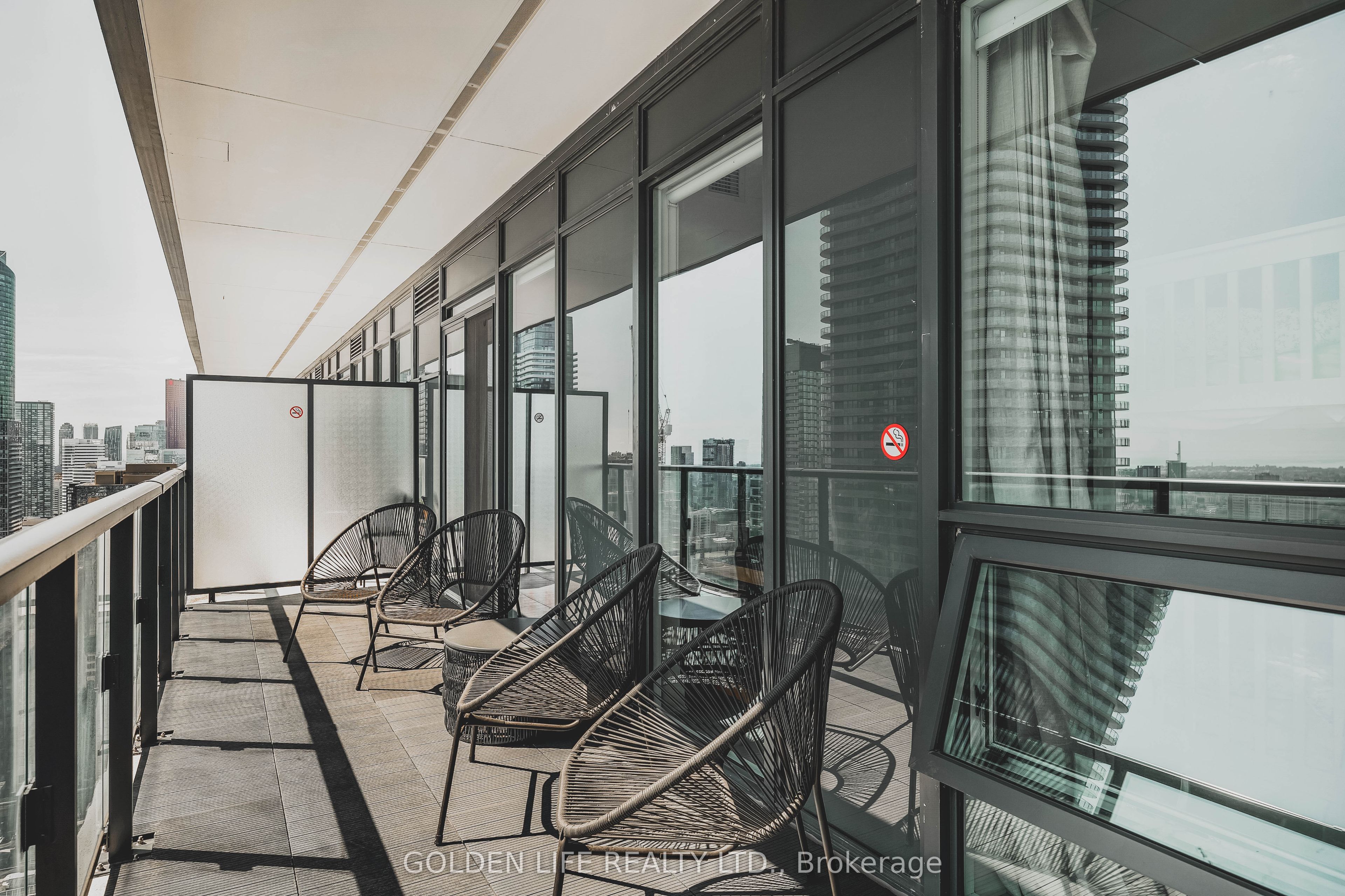 #4007 - 955 Bay Street Property Photo 19