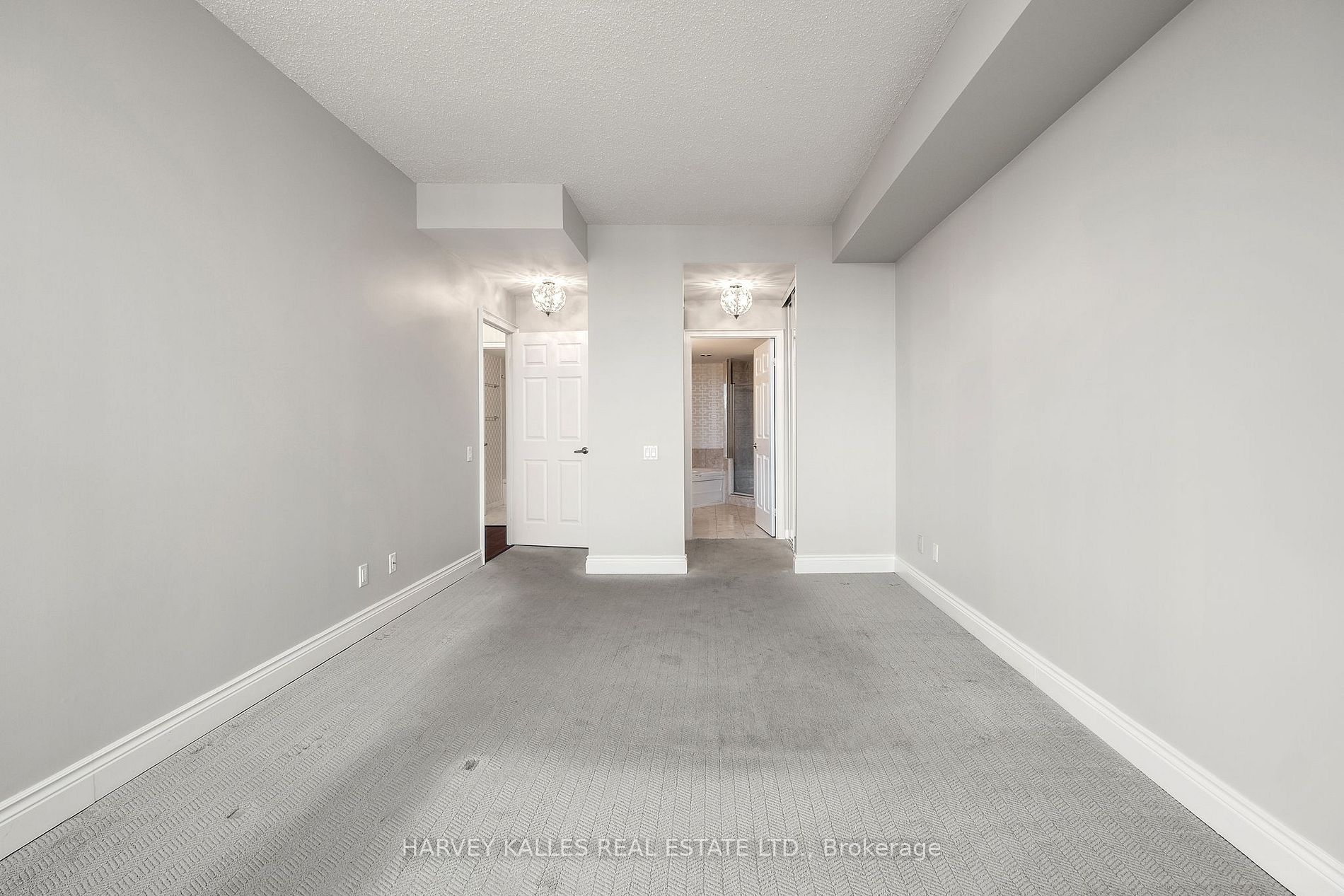 8 Covington Rd 10 Property Photo 11