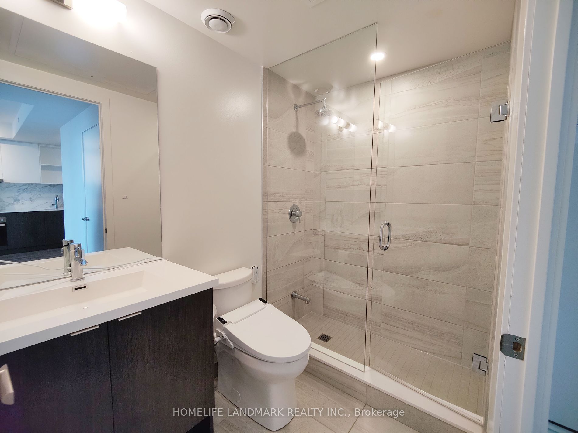 138 Downes St 04 Property Photo 15
