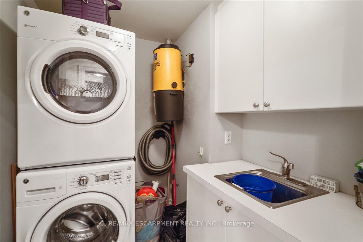 68 Yorkville Ave N 304 Property Photo 27