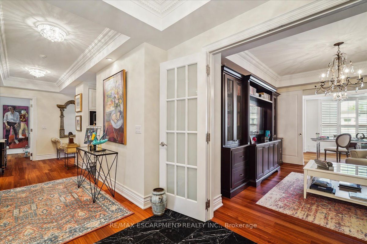 68 Yorkville Ave N 304 Property Photo 40