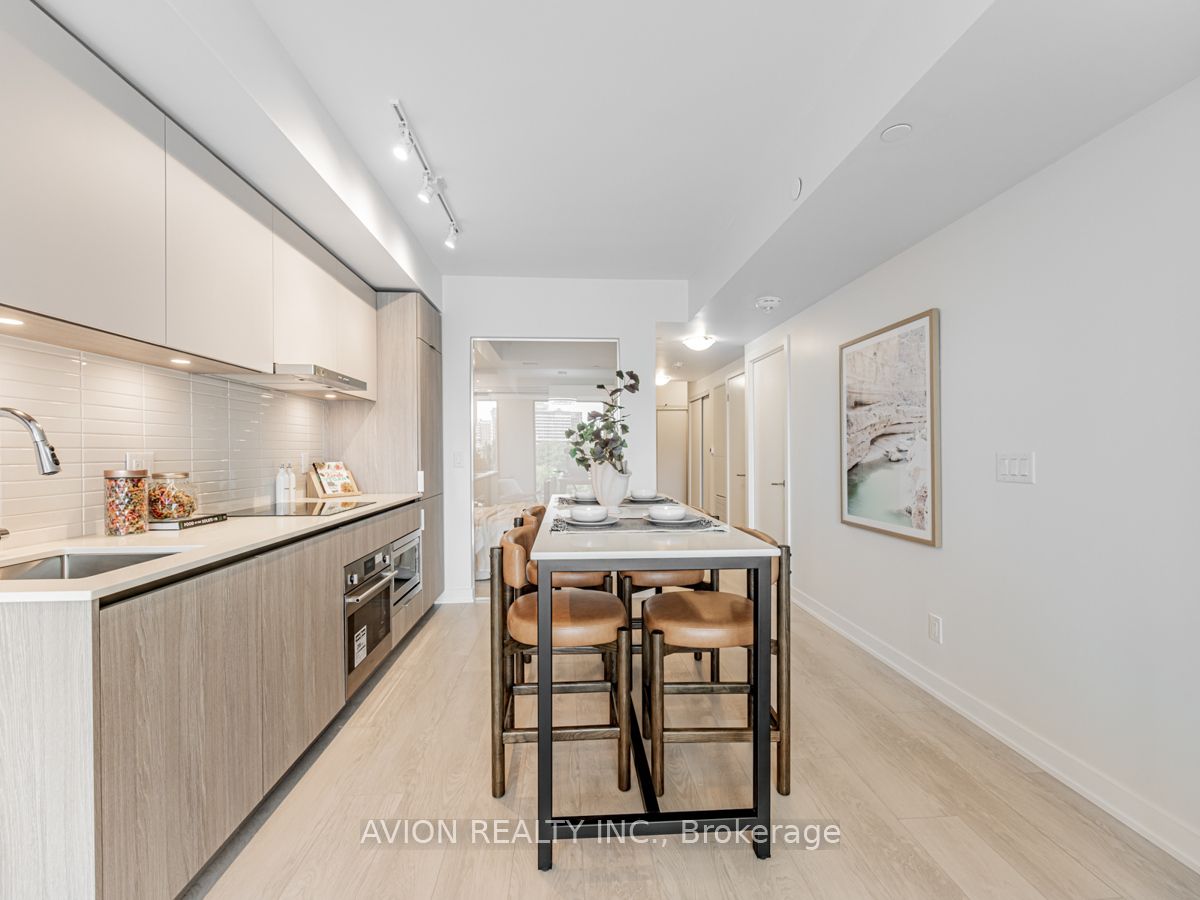 47 Mutual St 5 Property Photo 21