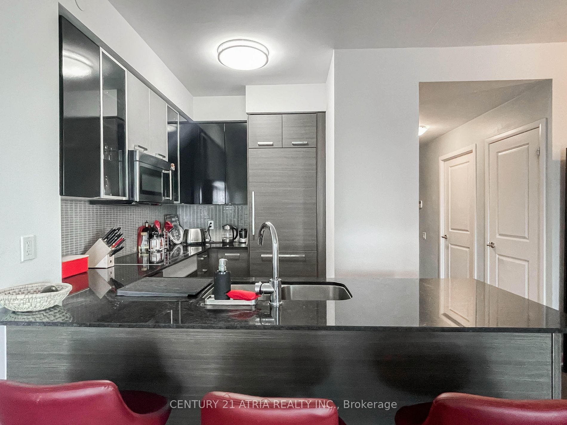 5168 Yonge St 04 Property Photo 4