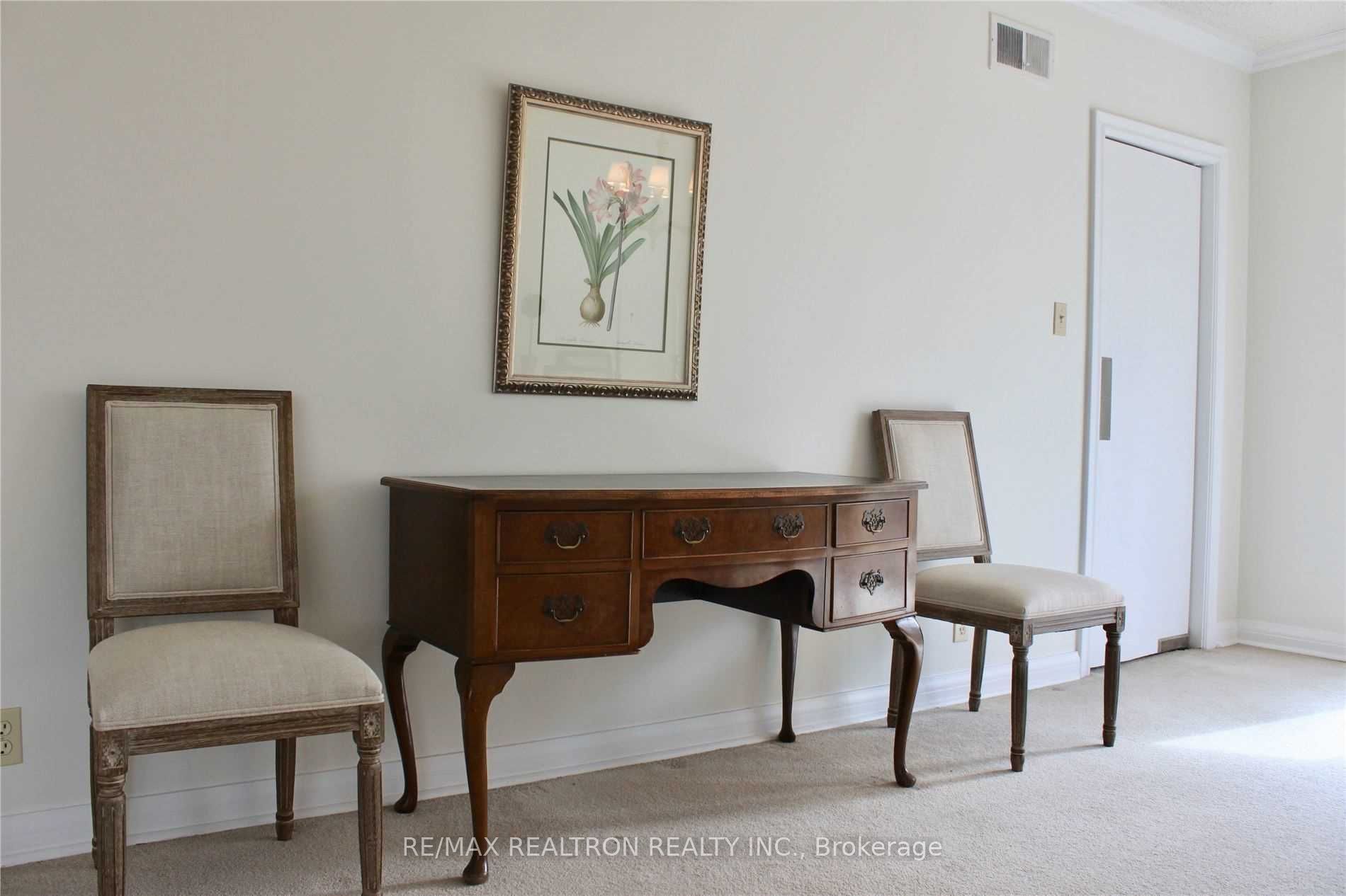 2 Campbell Cres Property Photo 9