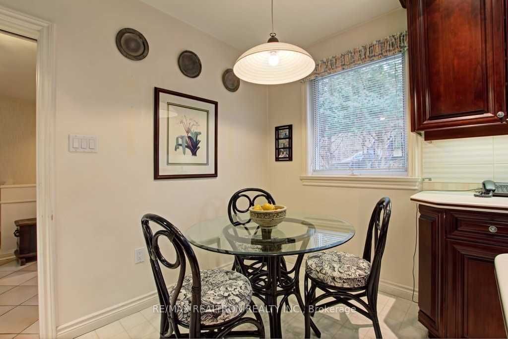 2 Campbell Cres Property Photo 14