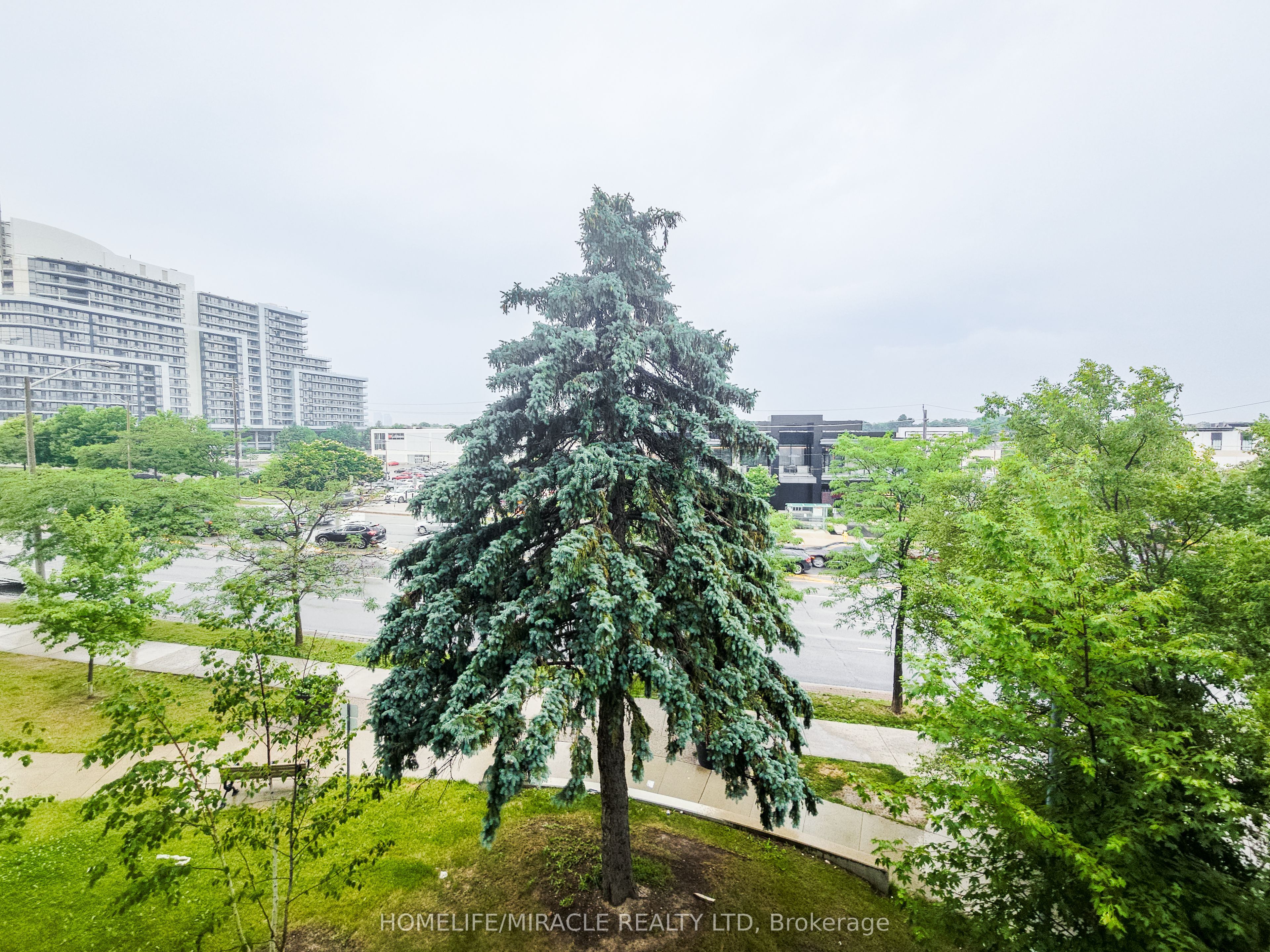 #121 - 7 Kenaston Gardens Property Photo 21