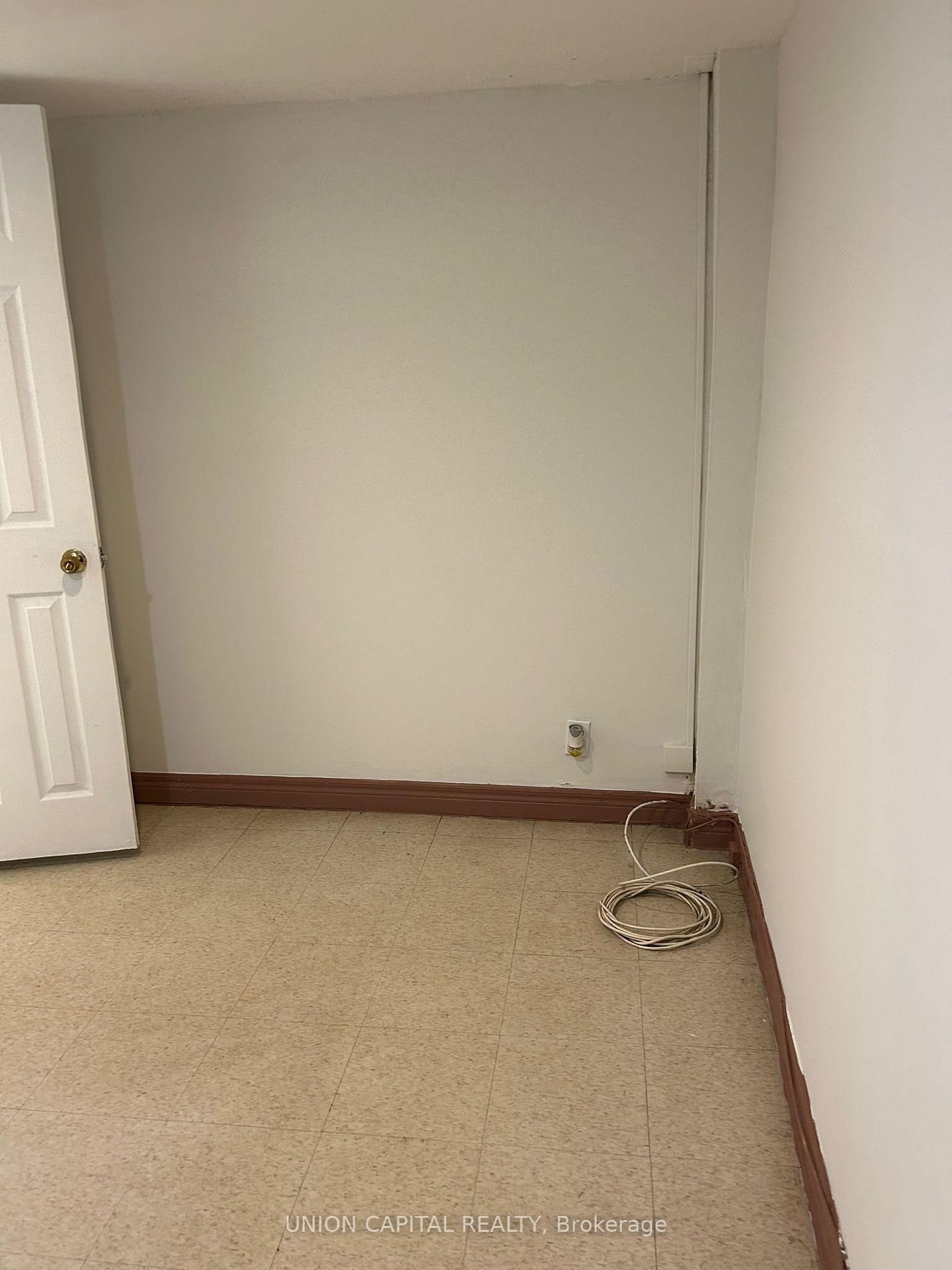 124 Baldwin St Property Photo 4