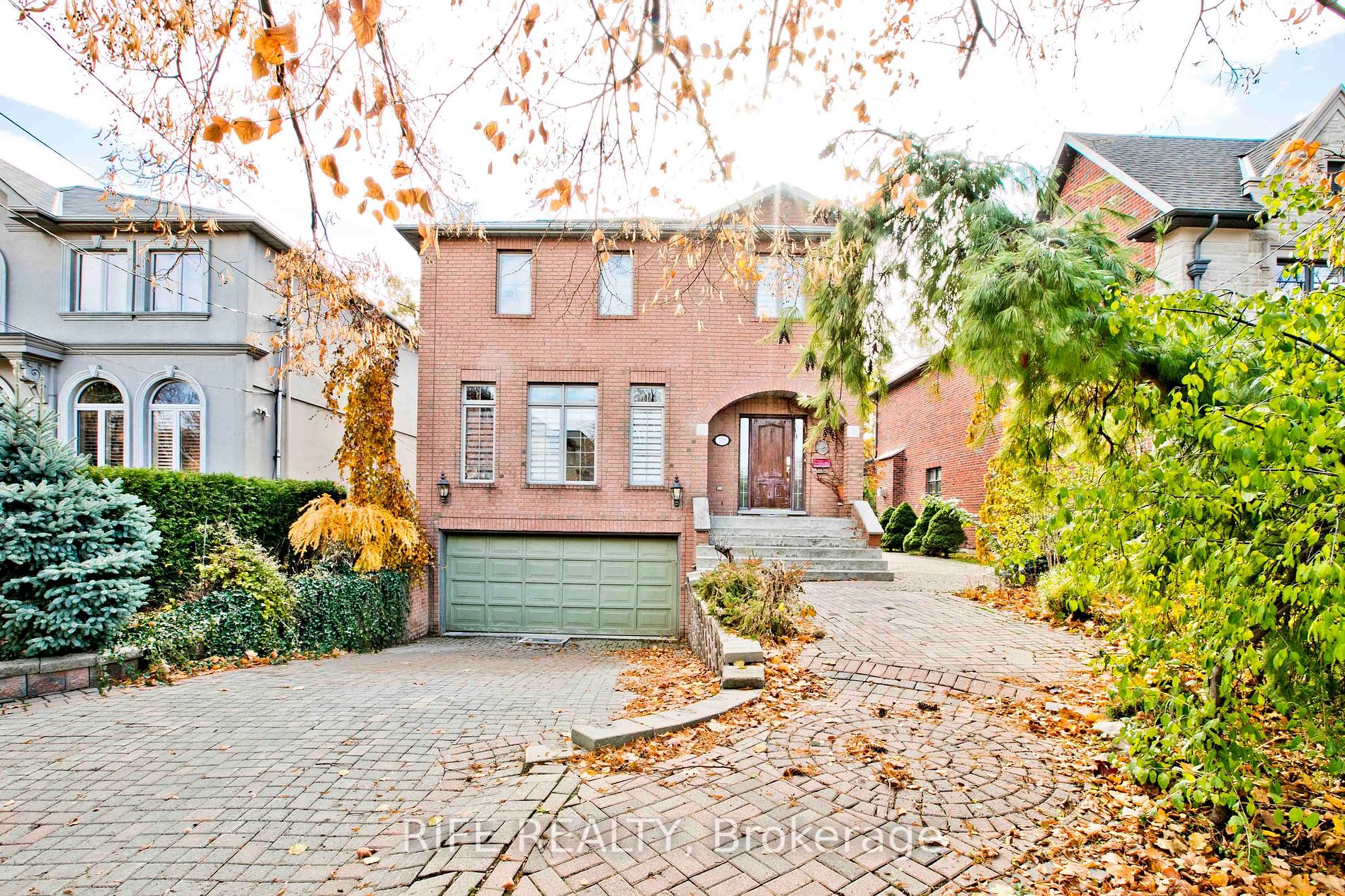 573 Old Orchard Grve Property Photo