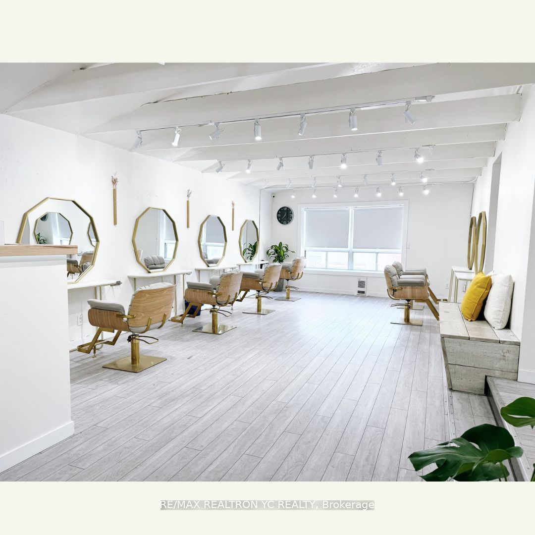 #2nd F - 5926 Yonge Street Property Photo 1